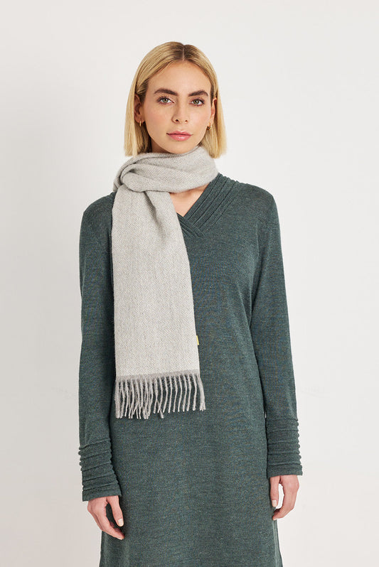 Walakiri Scarf Baby Alpaca Color Grey