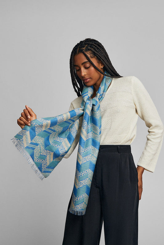 Wildlife Scarf Baby Alpaca Color Blue & Light Blue