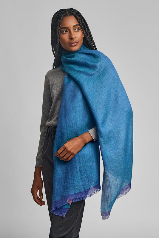 Mantón Willapa Baby Alpaca Color Azul