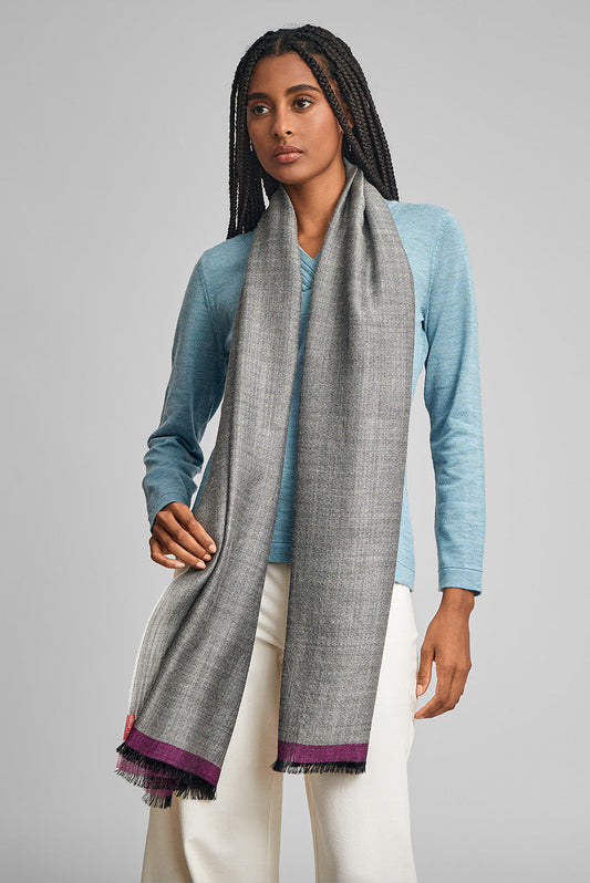 Willapa Mantón Baby Alpaca Color Blanco Y Negro