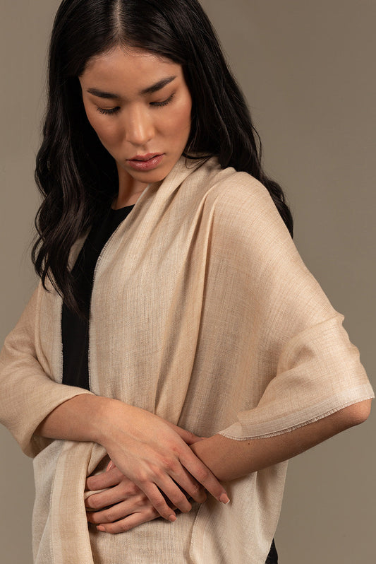 Boston Shawl Royal Alpaca & Silk Color Beige & Ecru