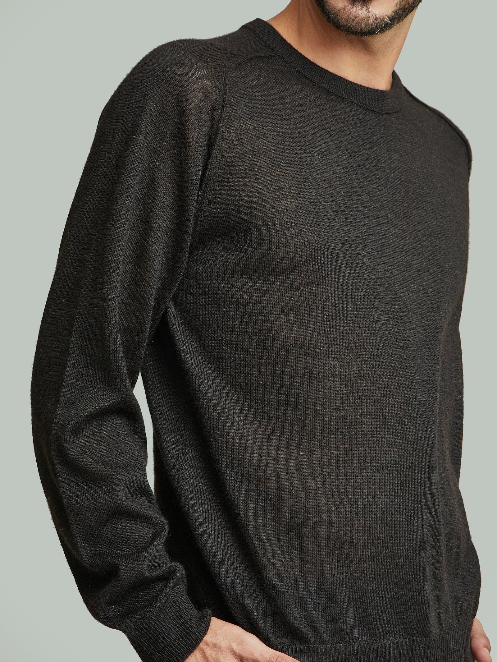 SUÉTER BREAK DE BABY ALPACA BLACK COLOR BLACK