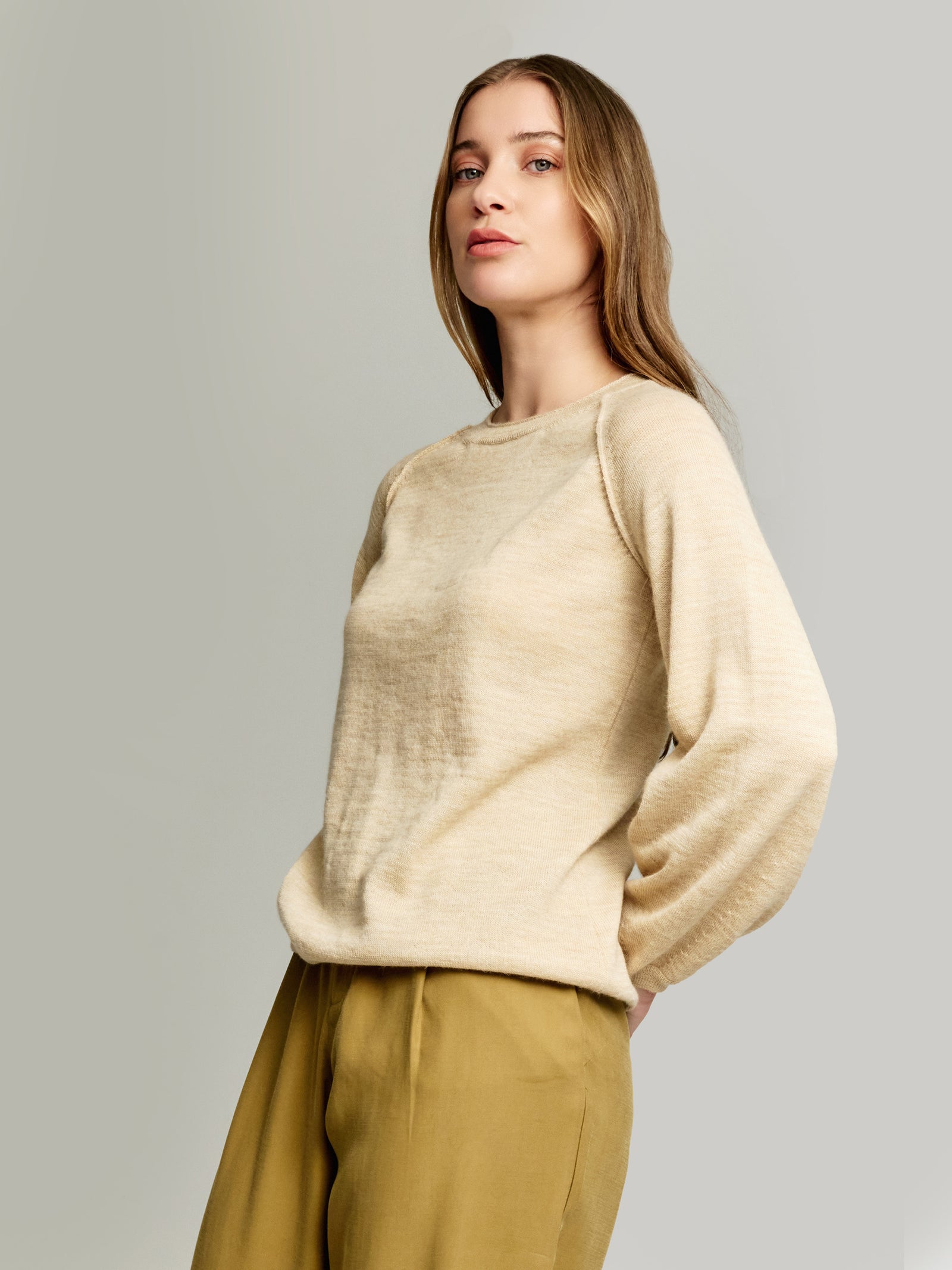 Suéter Yanela Baby Alpaca Color Beige
