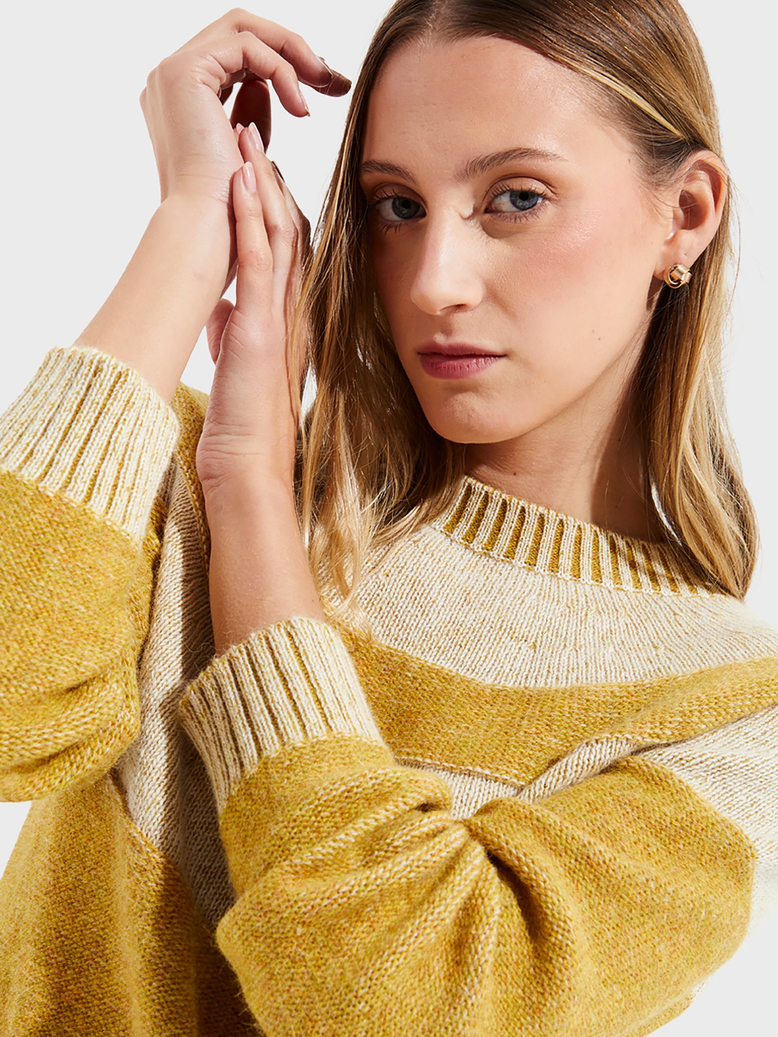 Ydris Suéter Baby Alpaca Color Amarillo