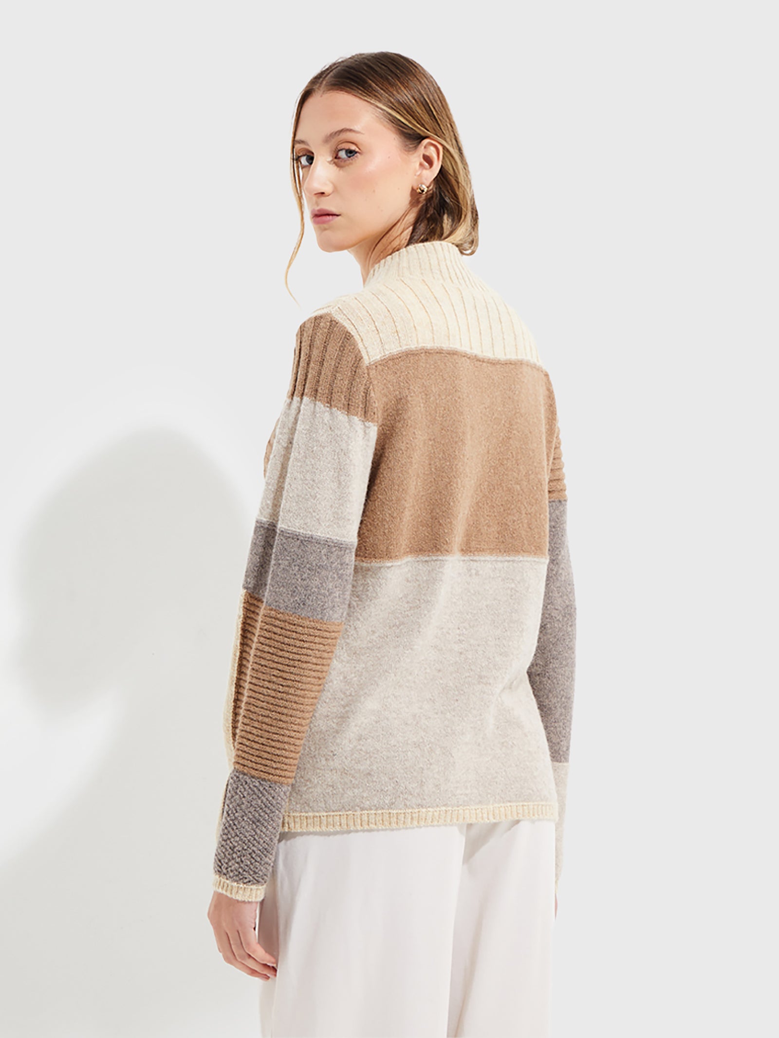 Suéter Ysrael de Baby Alpaca Color Beige