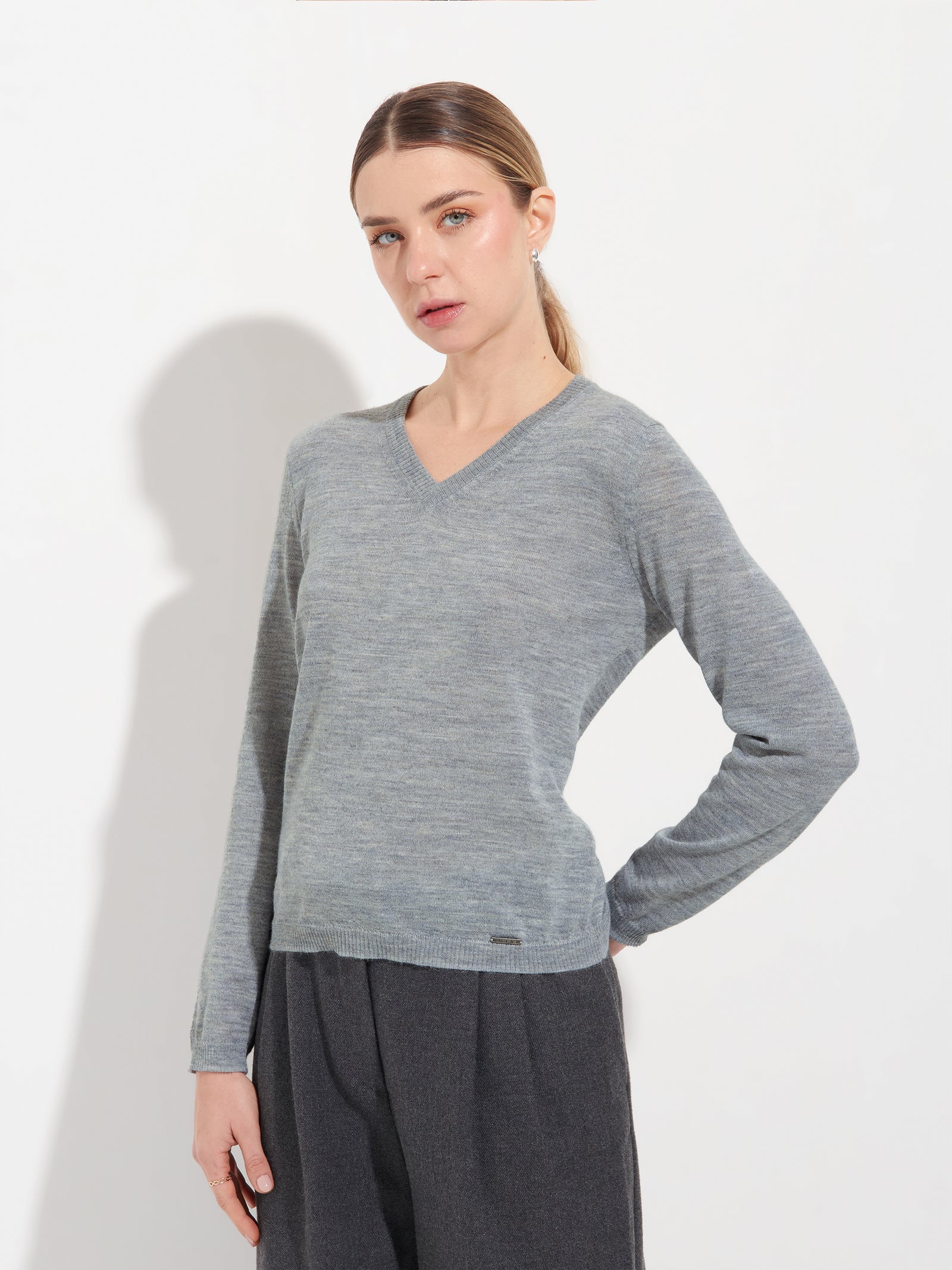 Abril Suéter Baby Alpaca Color Gris