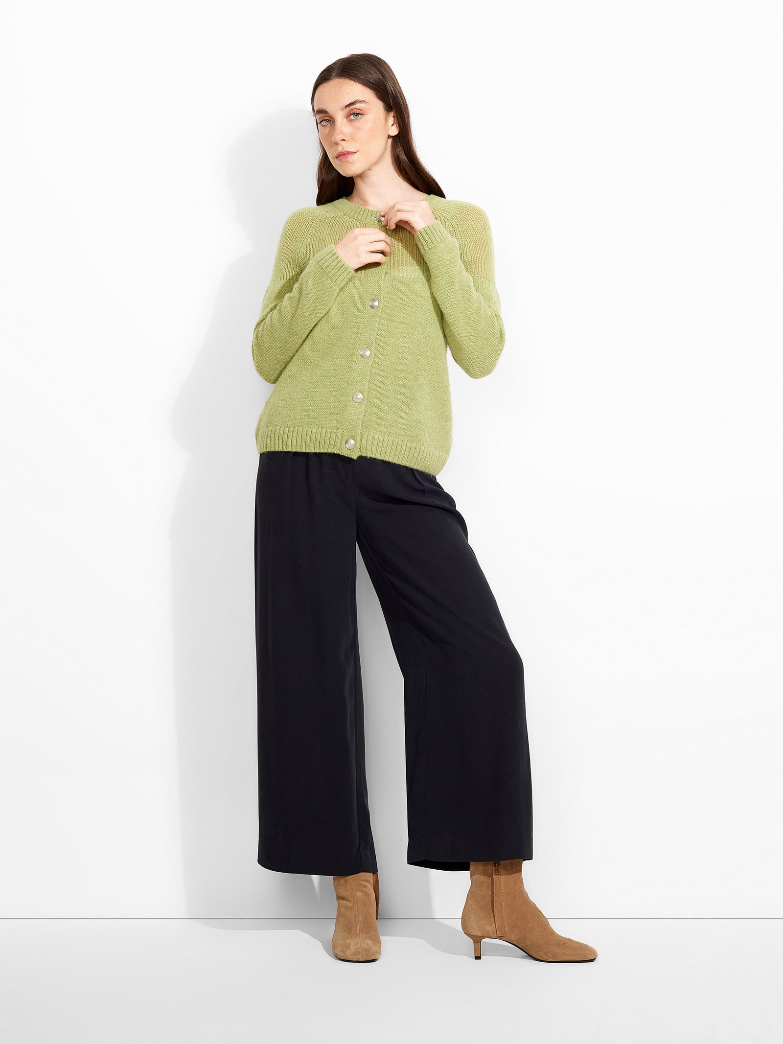 Zabine Cardigan Baby Alpaca Color Green