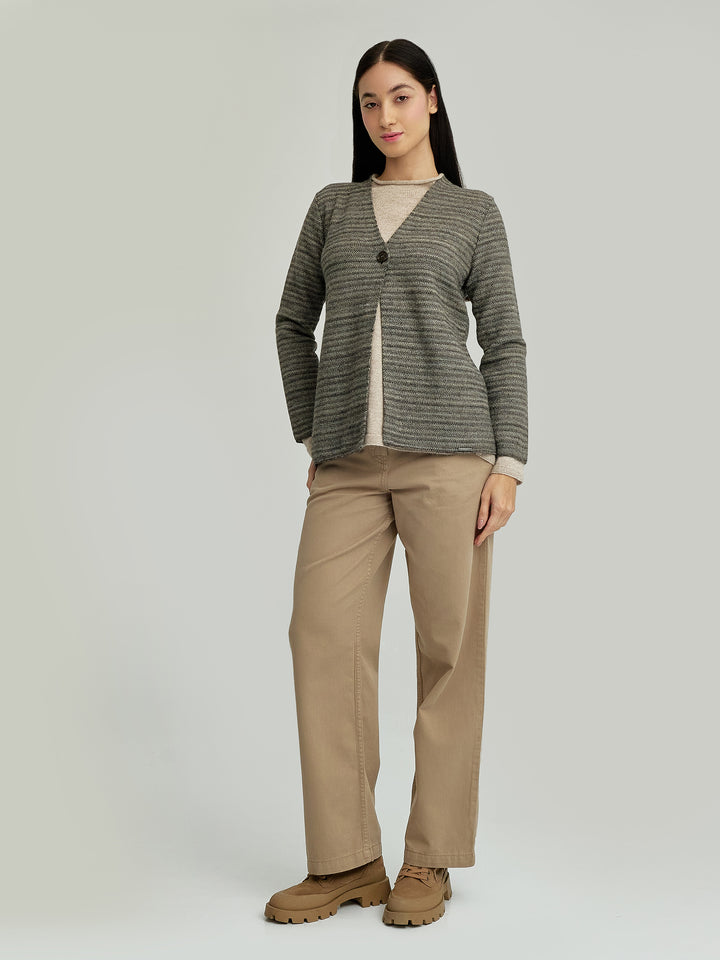 Cárdigan Yudith de Baby Alpaca Color Beige