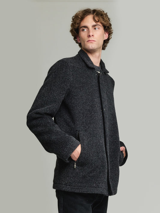 Yzar Coat Alpaca Color Black