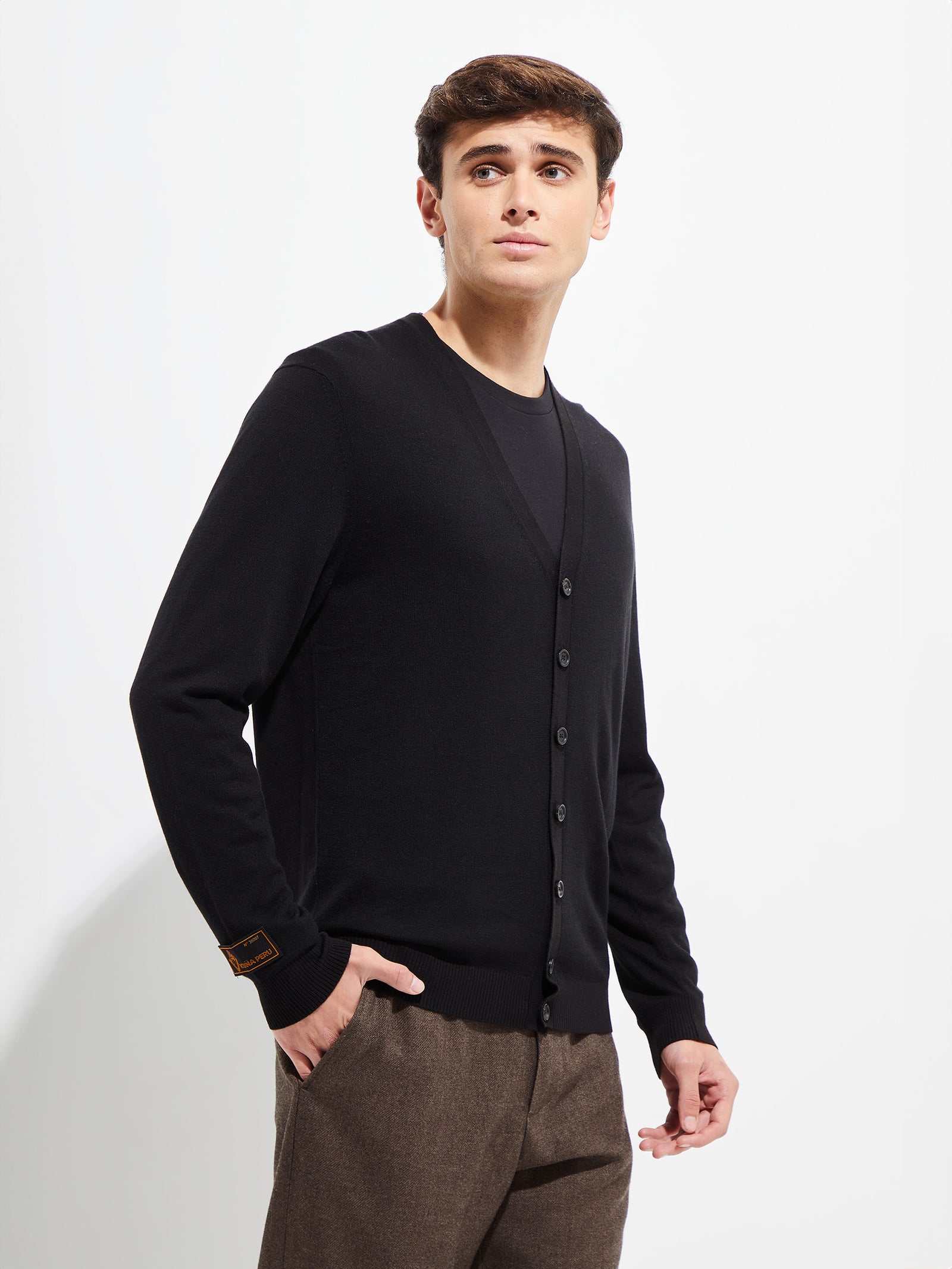 Bernard Cardigan Vikuna Color Black
