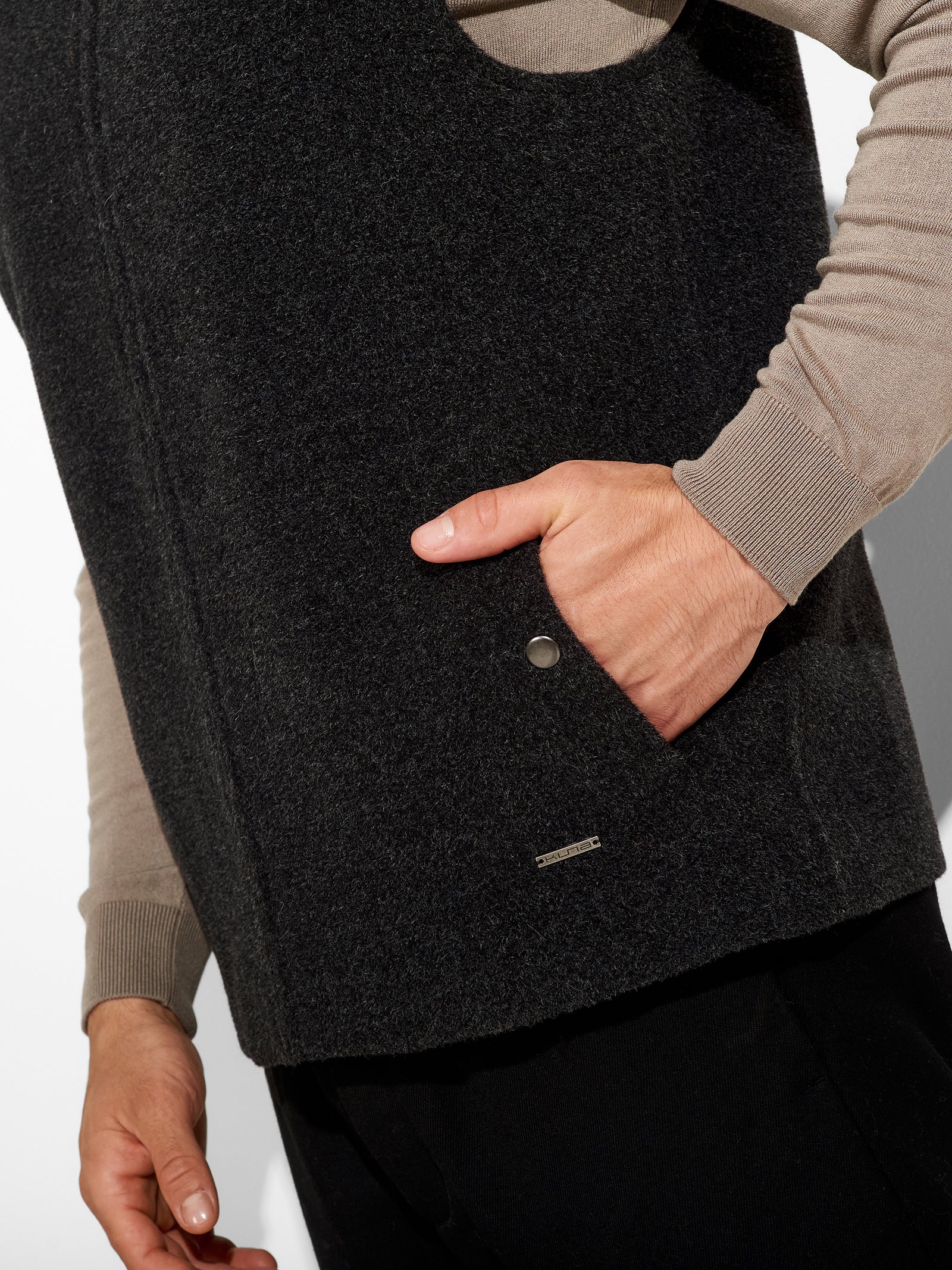 Zunkle Vest Alpaca Color Anthracite