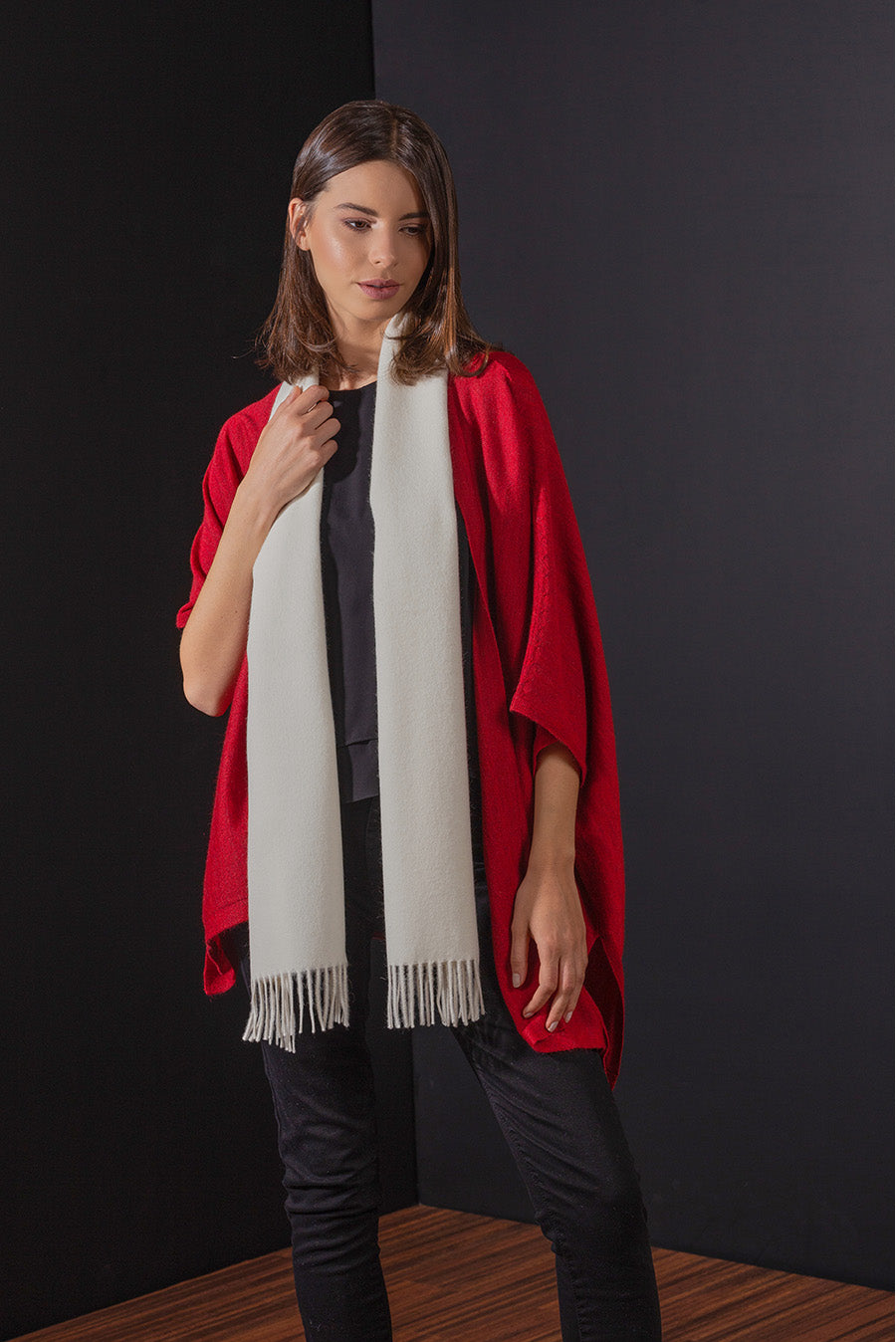 Jamas Bufanda Royal Alpaca Color Crudo