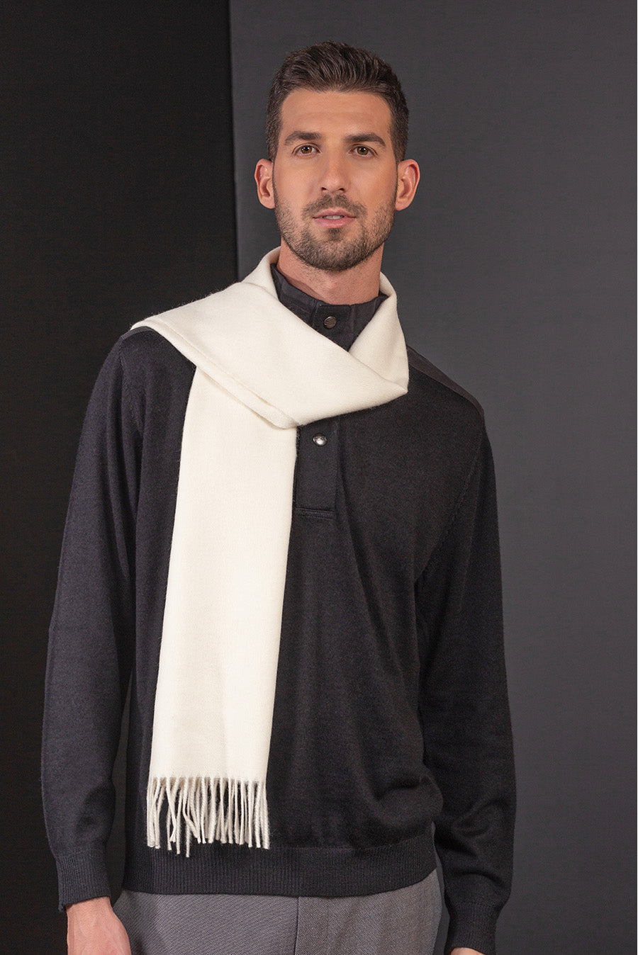 Jamas Bufanda Royal Alpaca Color Crudo