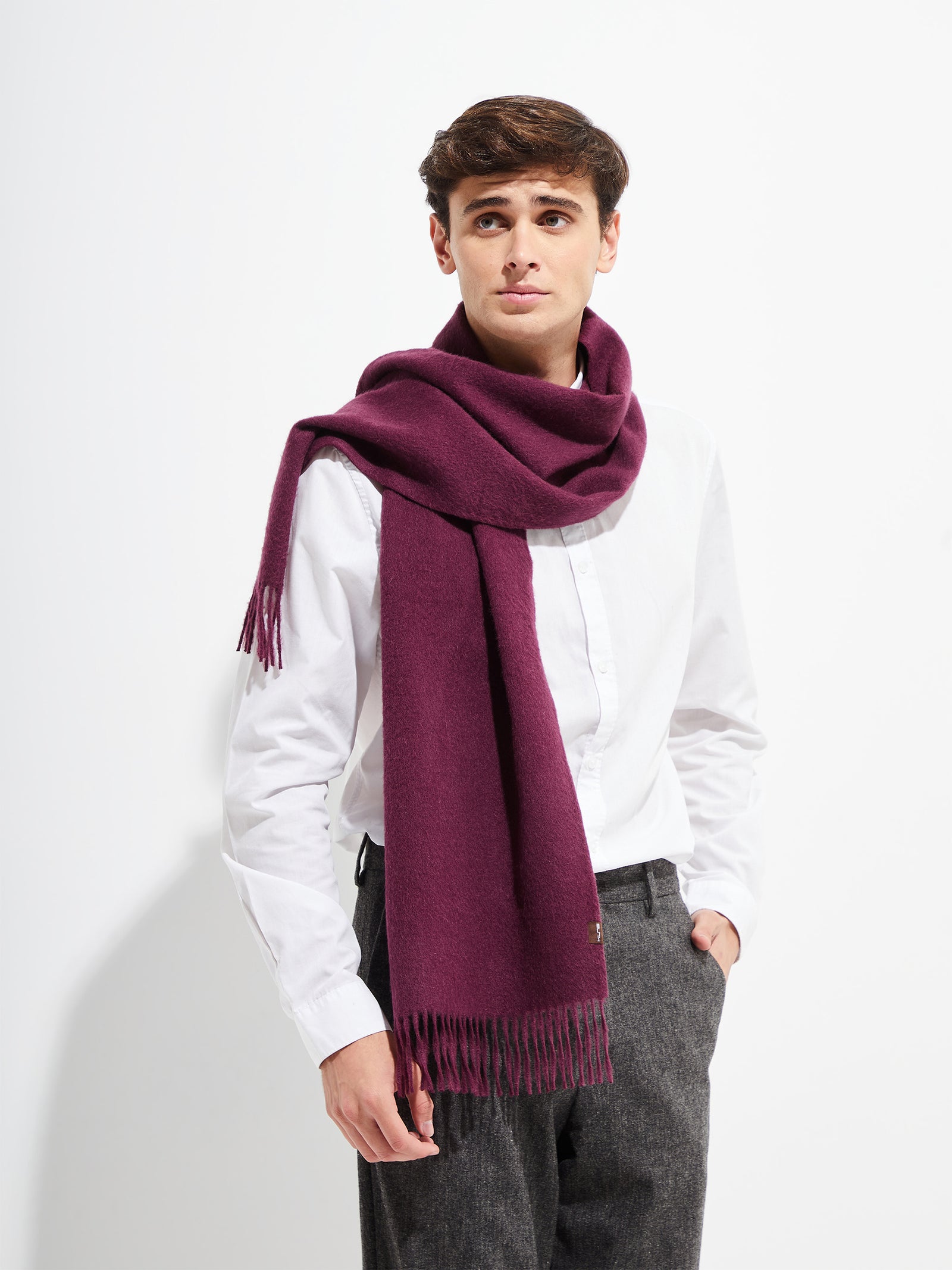 Jamas Scarf Royal Alpaca Color Guinda