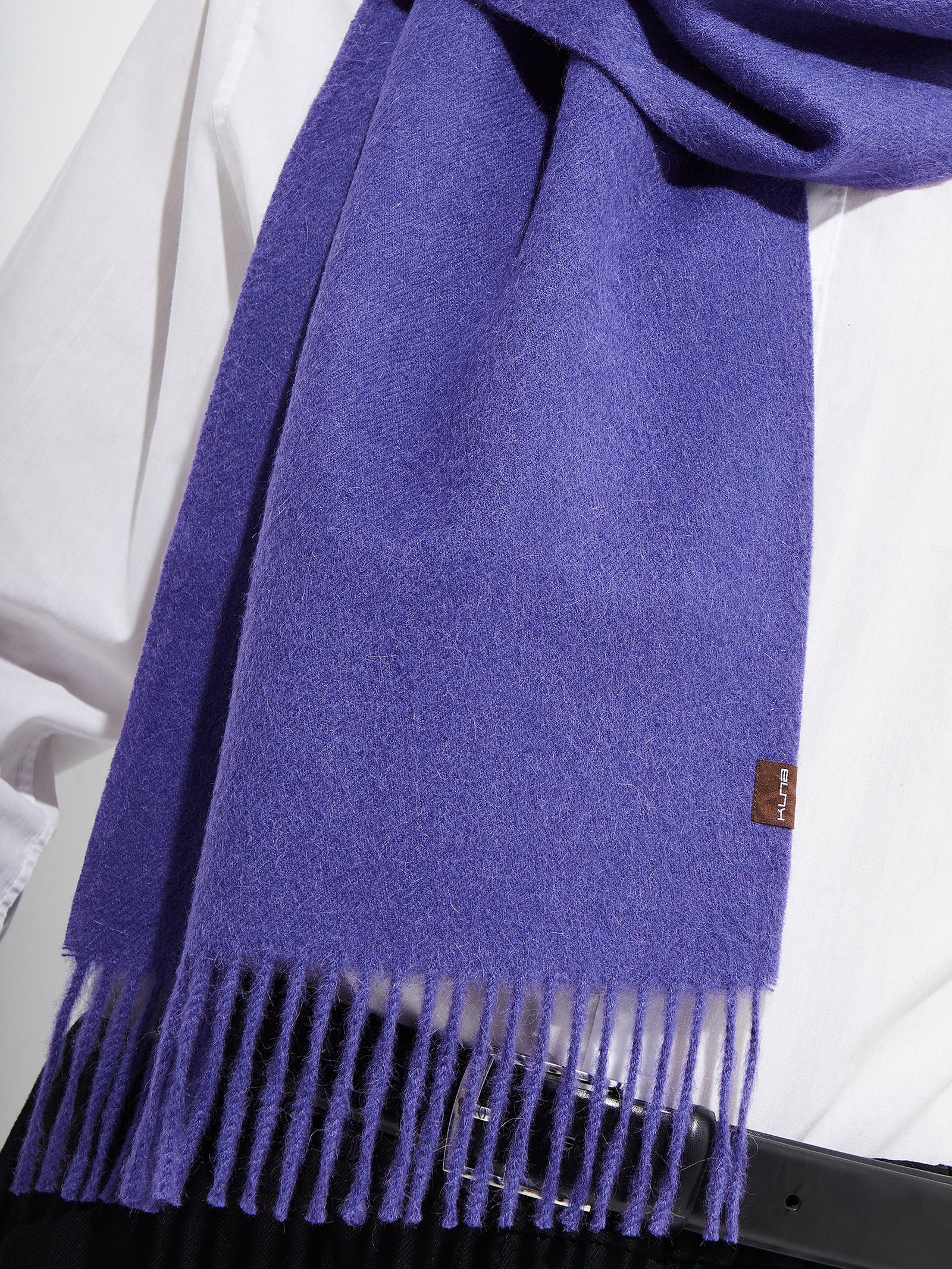 Jamas Scarf Royal Alpaca Color Morado