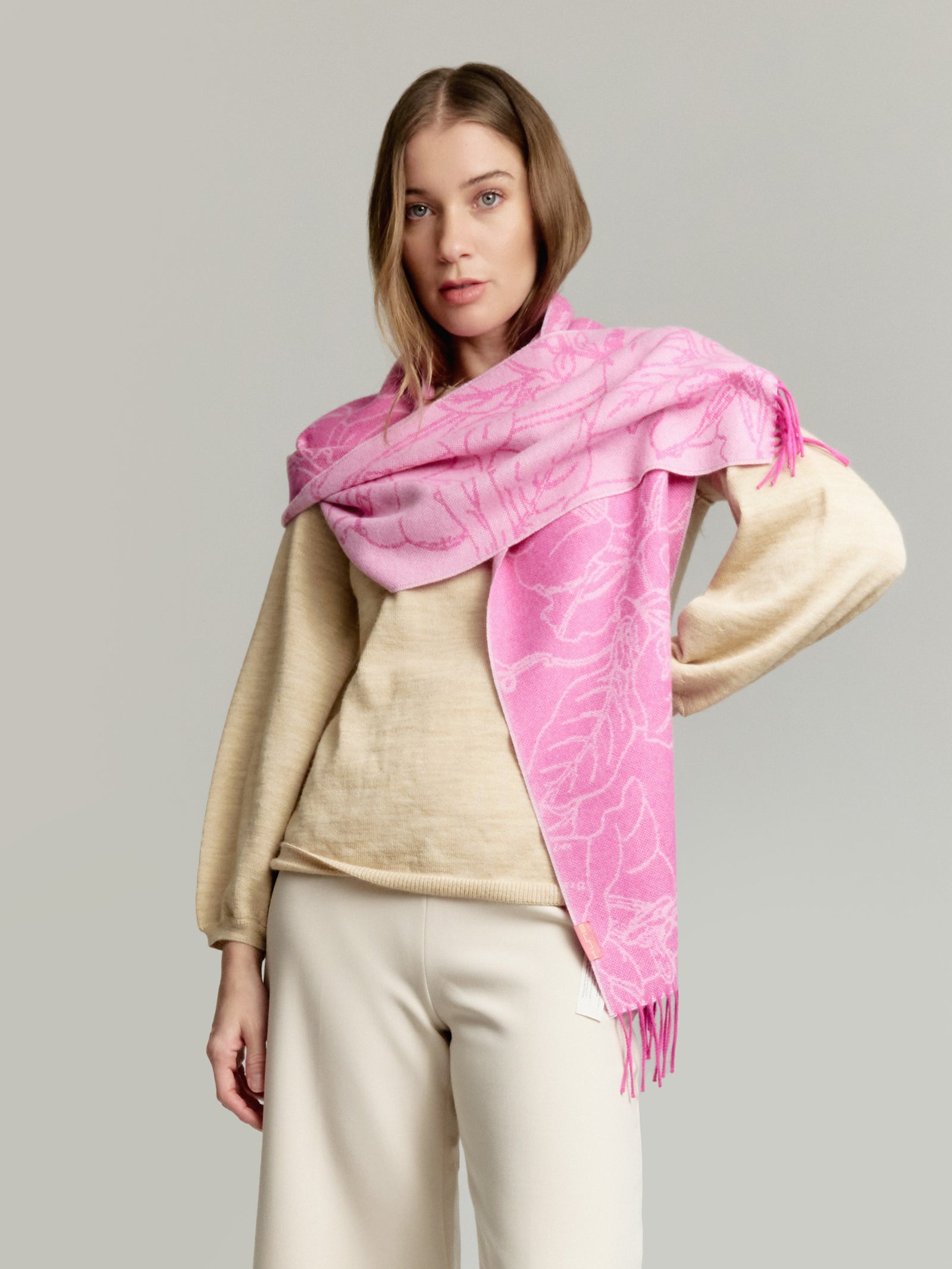 Yetzael Scarf Baby Alpaca Color Fuchsia