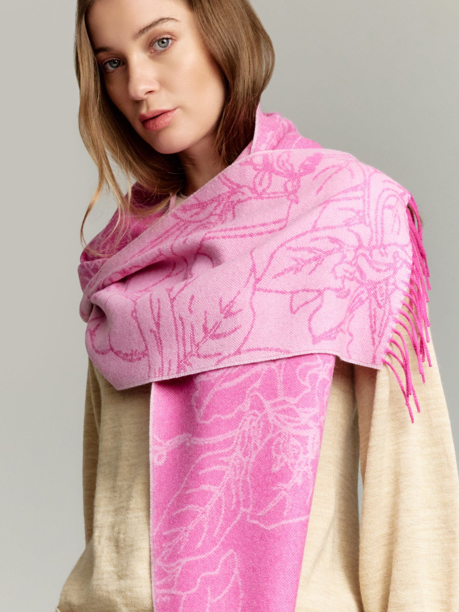 Yetzael Scarf Baby Alpaca Color Fuchsia