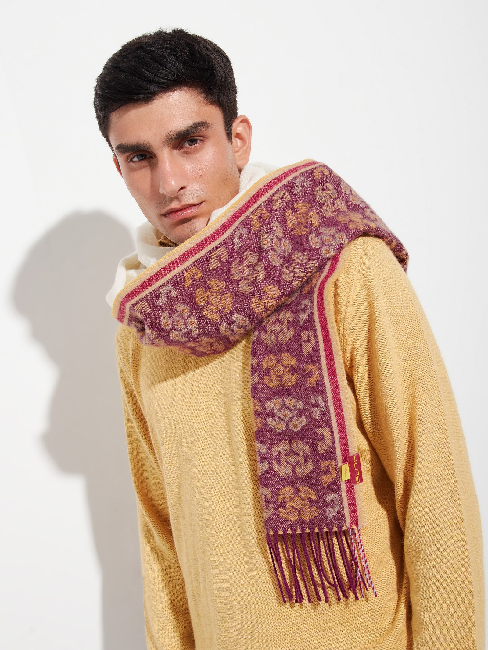 Chancay - 36 Scarf Baby Alpaca Color Fuchsia