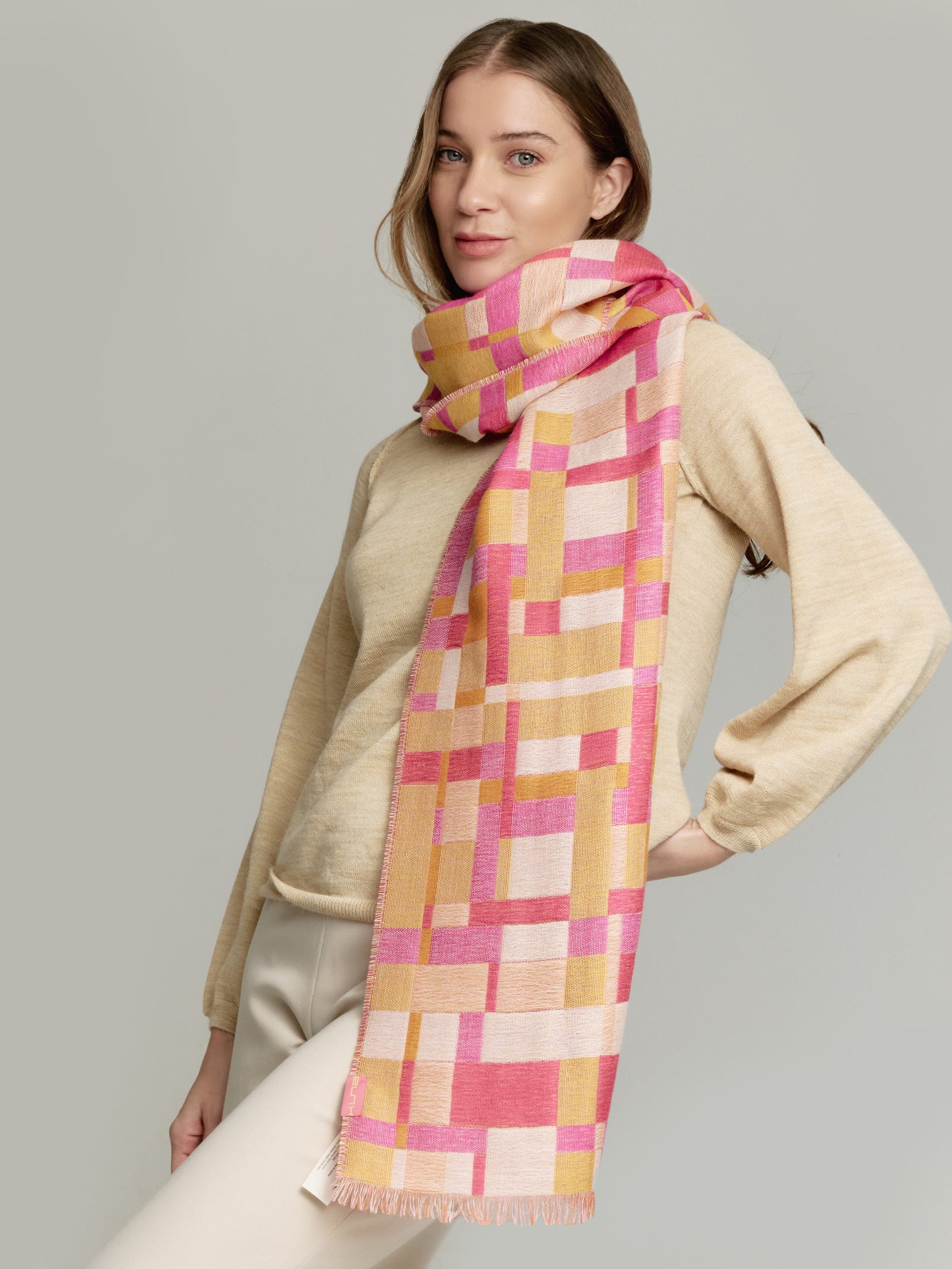 Yatuski Scarf Baby Alpaca Color Pink