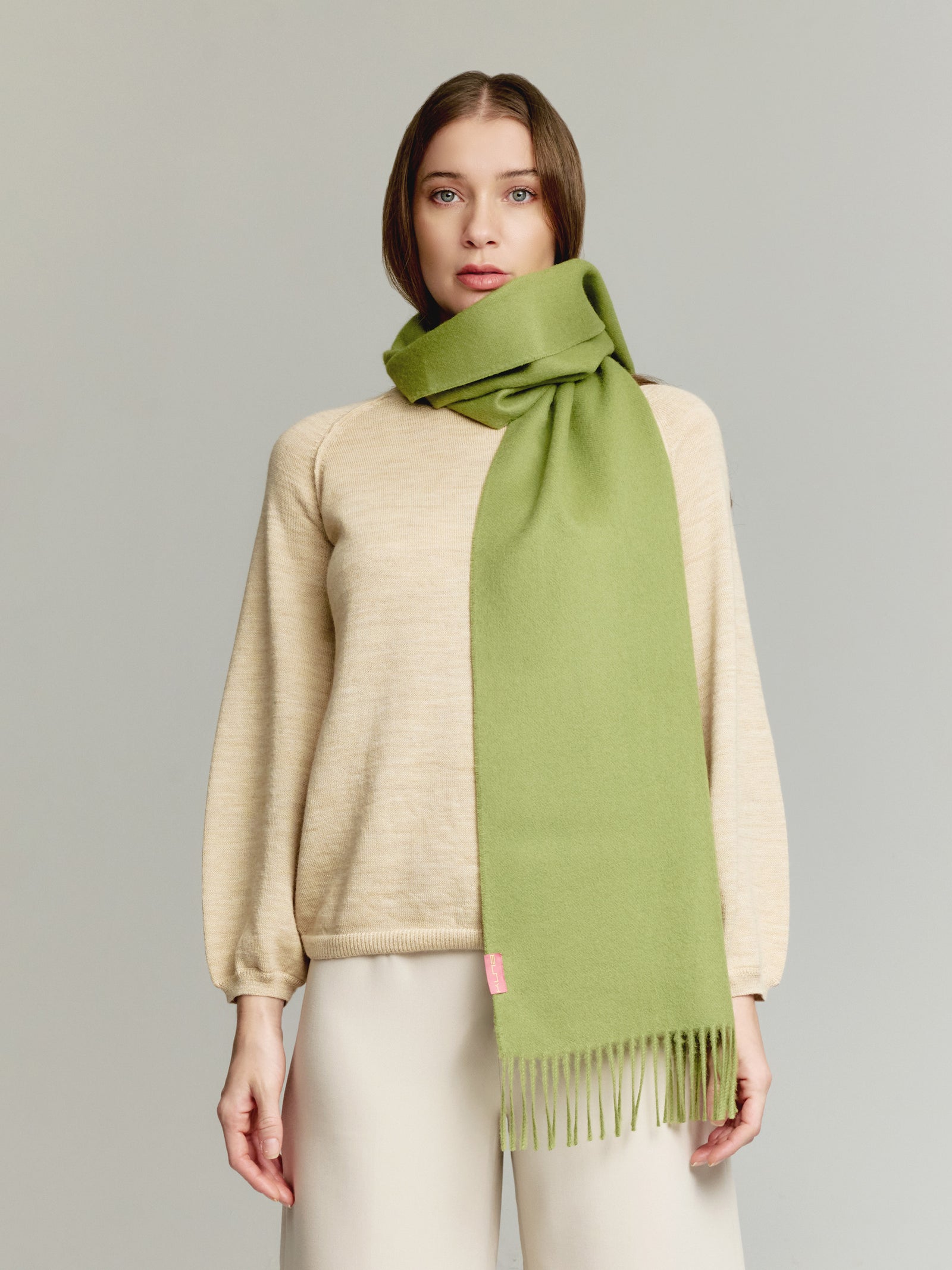 Adrian Scarf Baby Alpaca Color Green