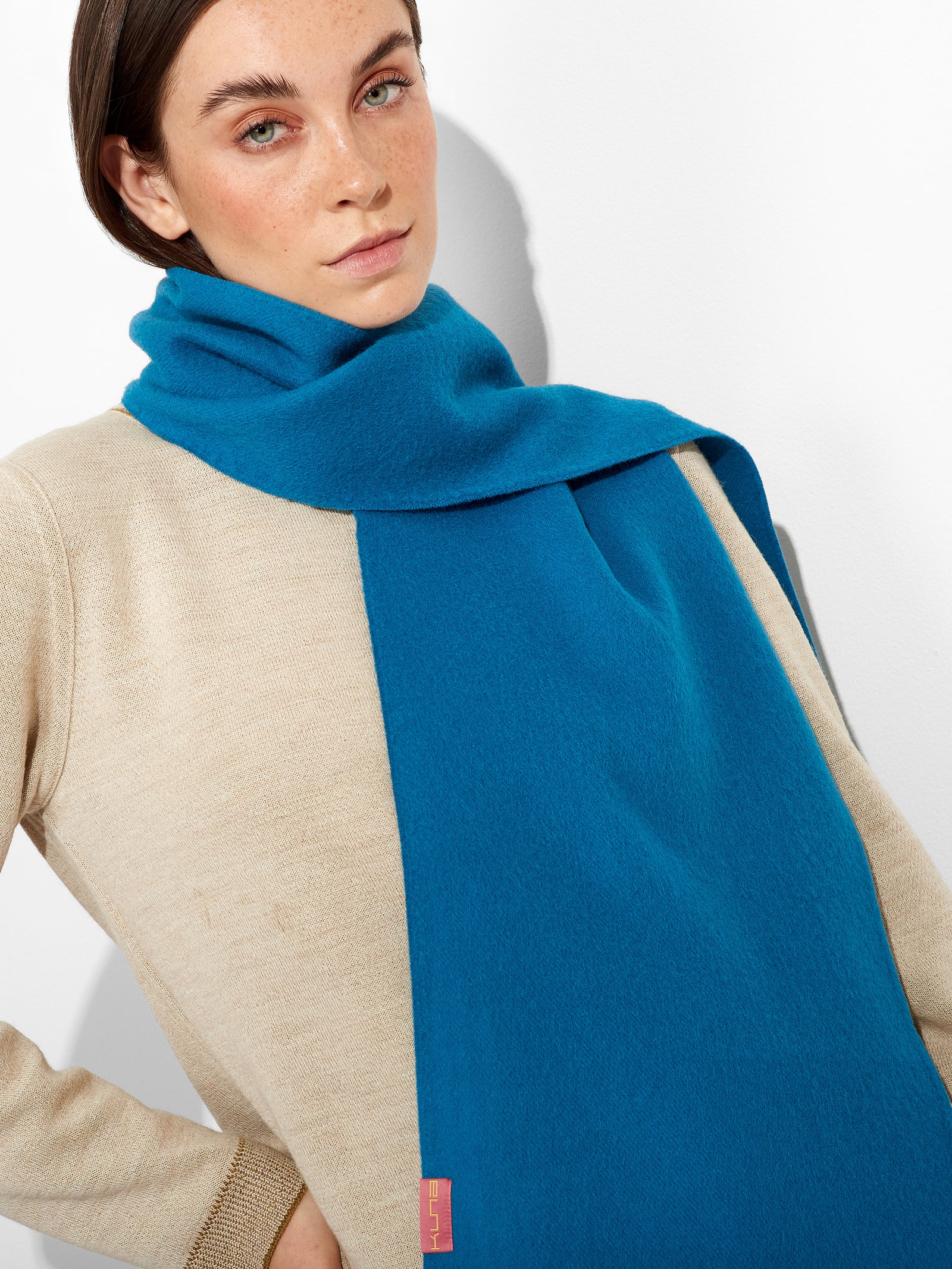 Adrian Scarf Baby Alpaca Color Turquoise