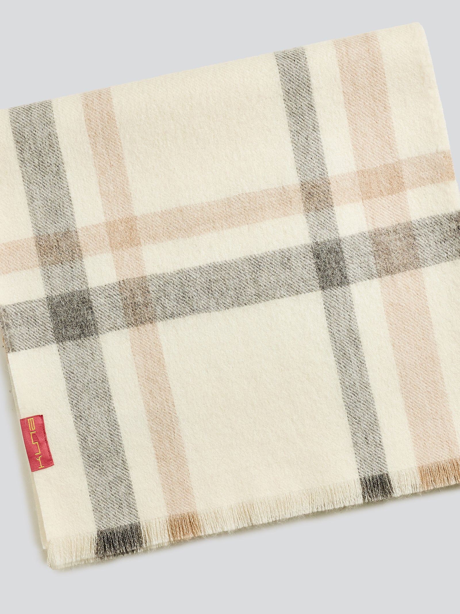 Vallejos Eco Scarf Baby Alpaca Color Ecru