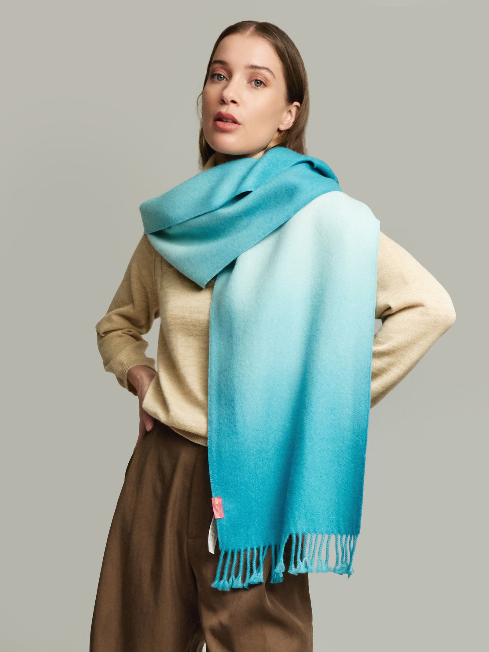 Yemi Scarf Baby Alpaca Color Green