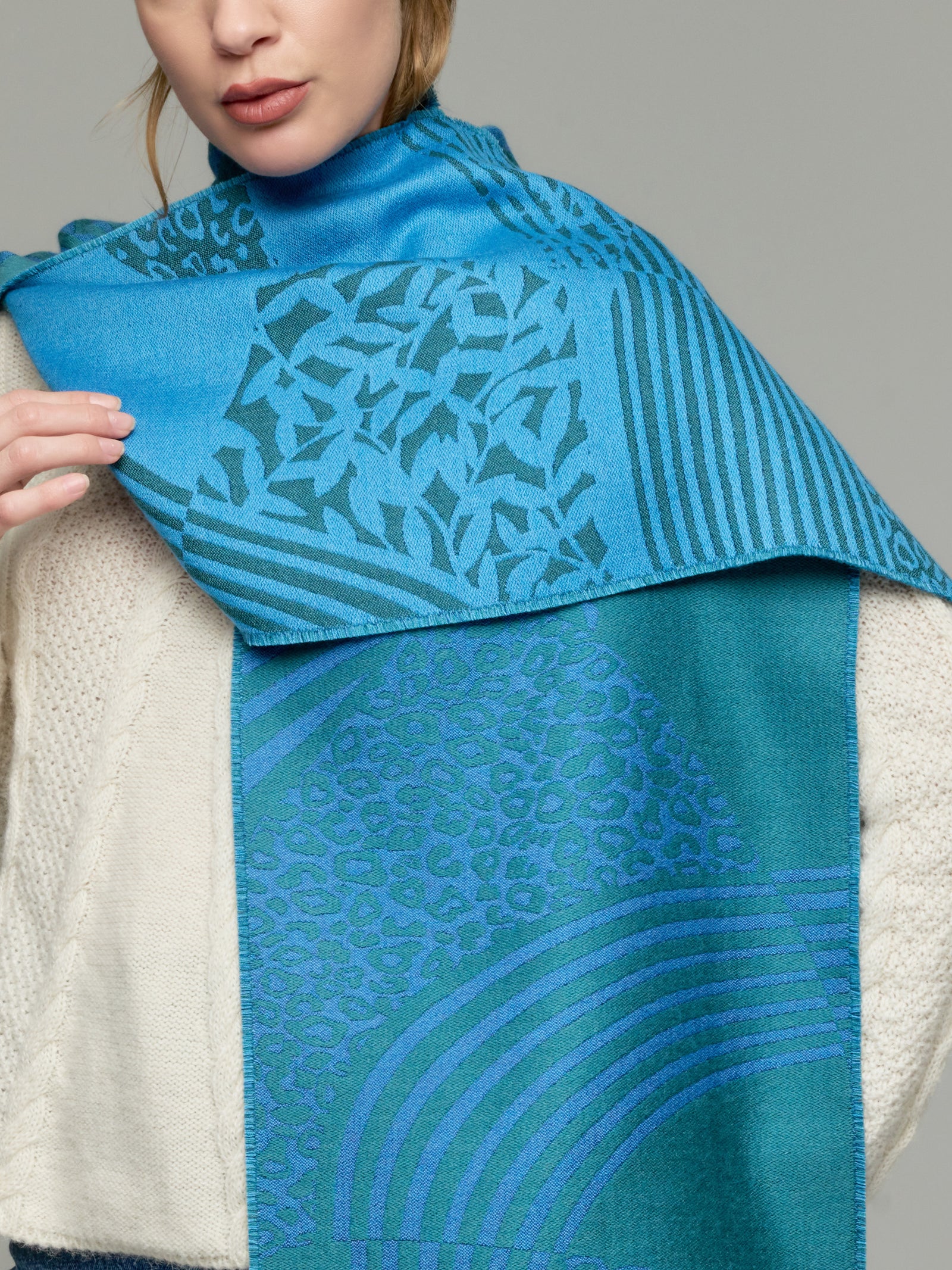 Yogi Scarf Baby Alpaca Color Blue