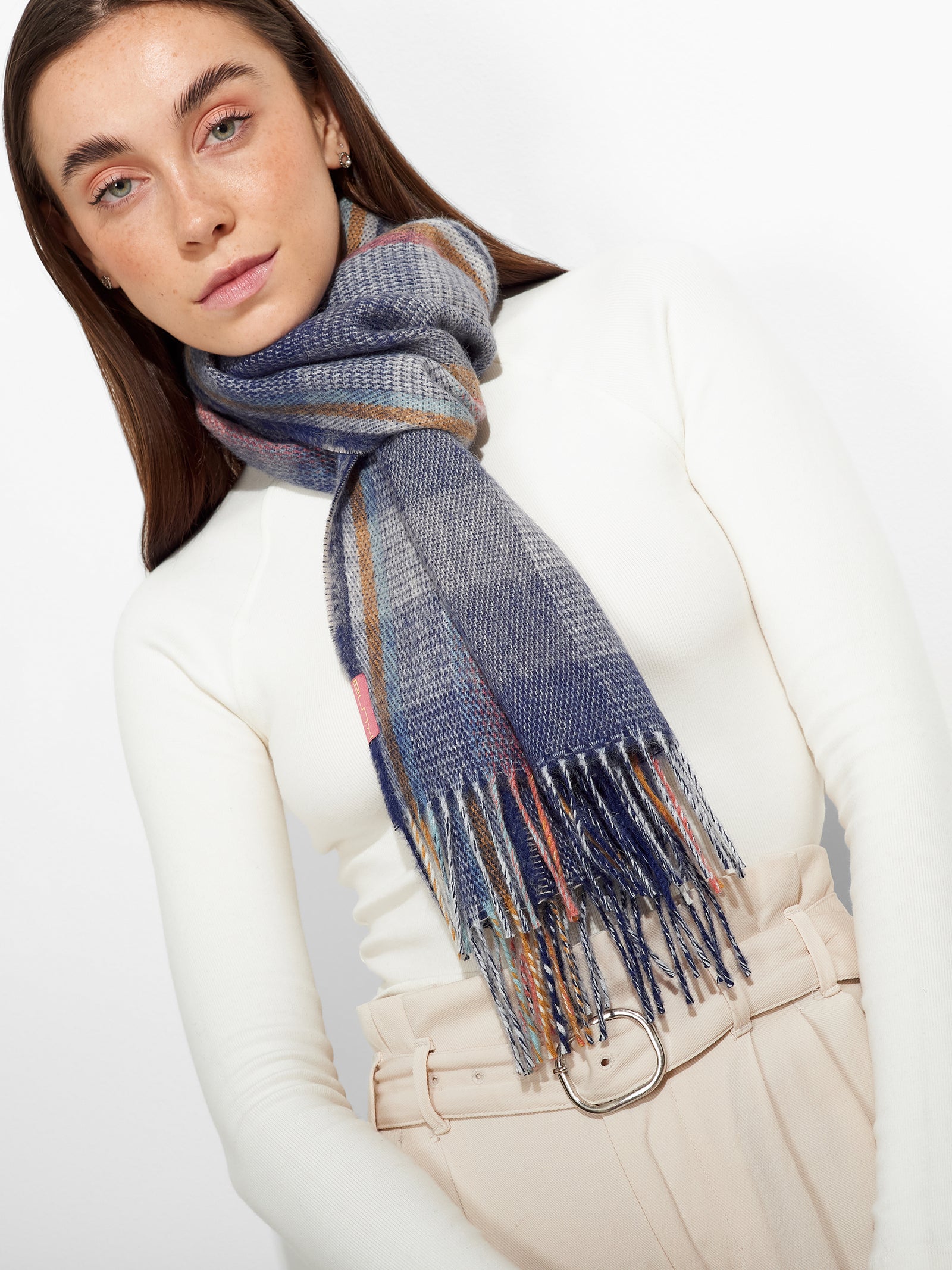 Zamery Scarf Baby Alpaca Color Blue