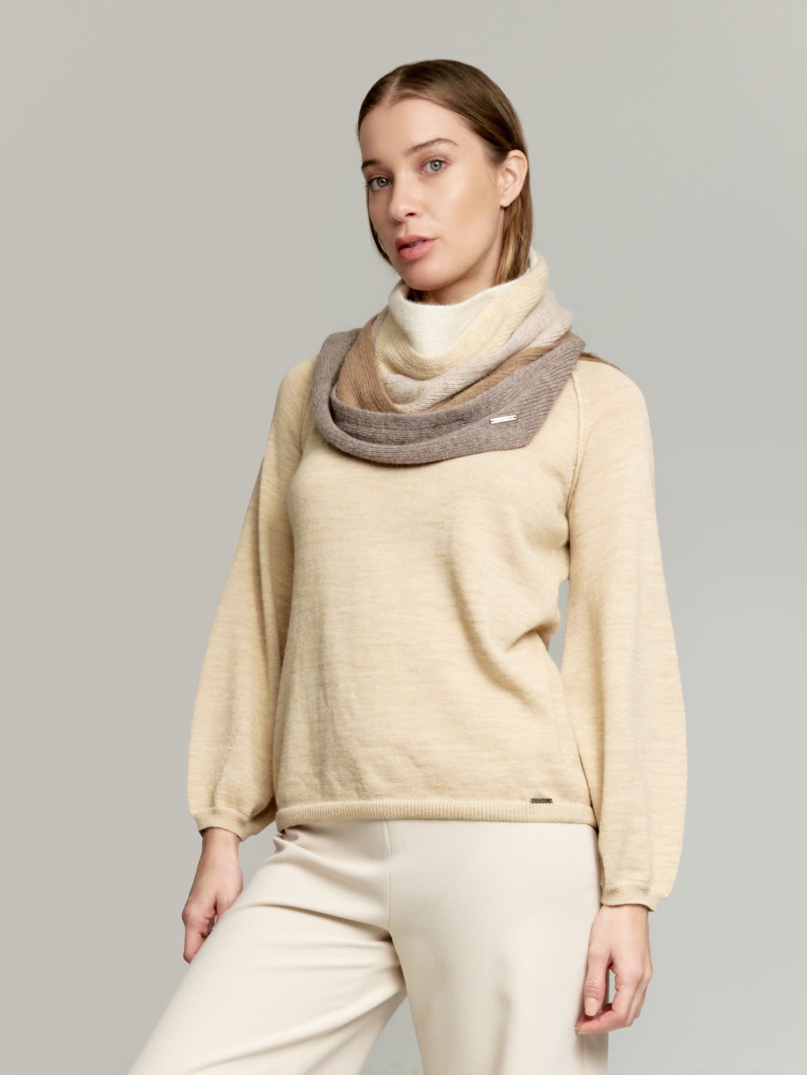 Tzar Scarf Baby Alpaca Color Beige