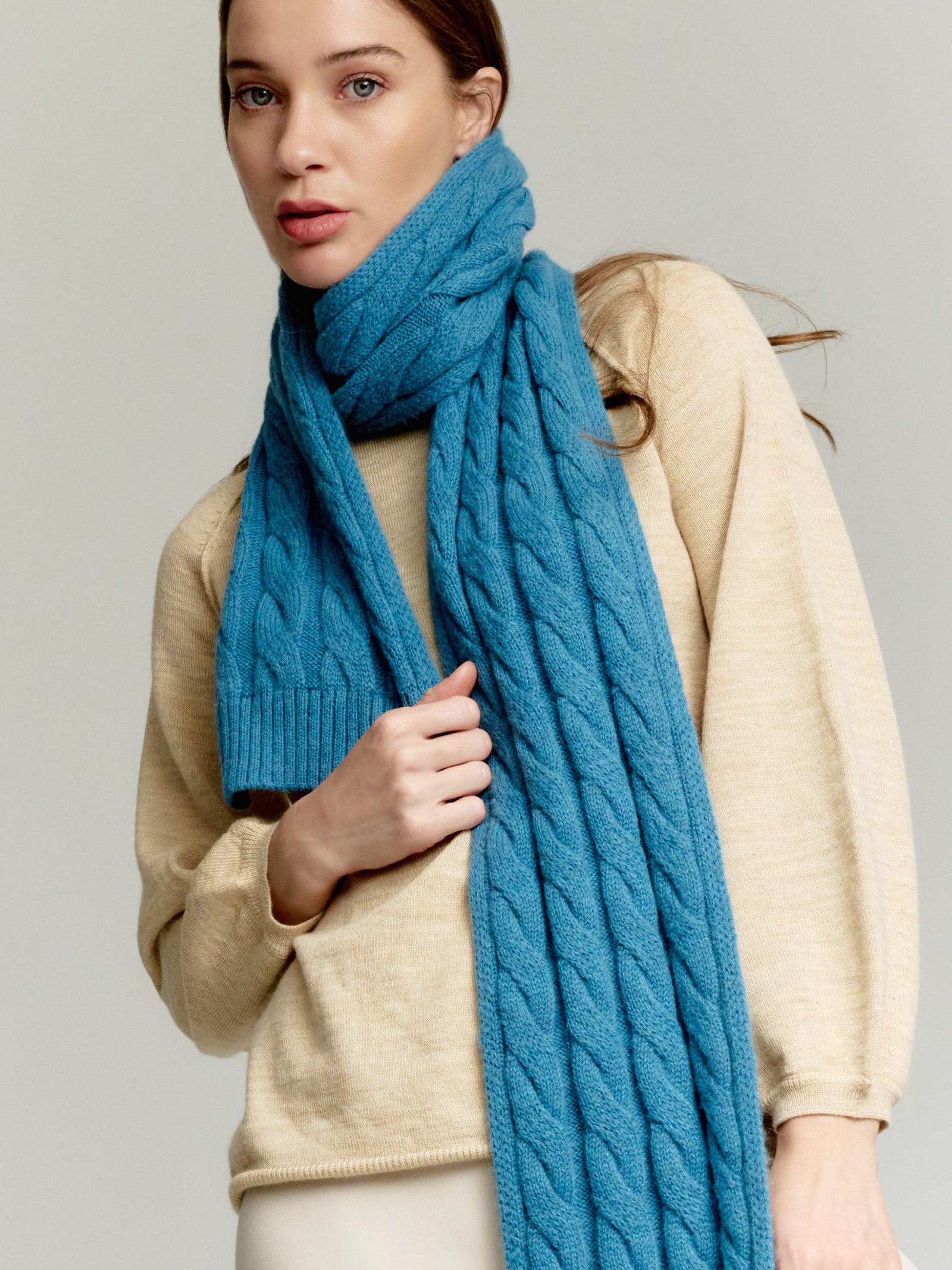 Yarela Scarf Baby Alpaca Color Light Blue