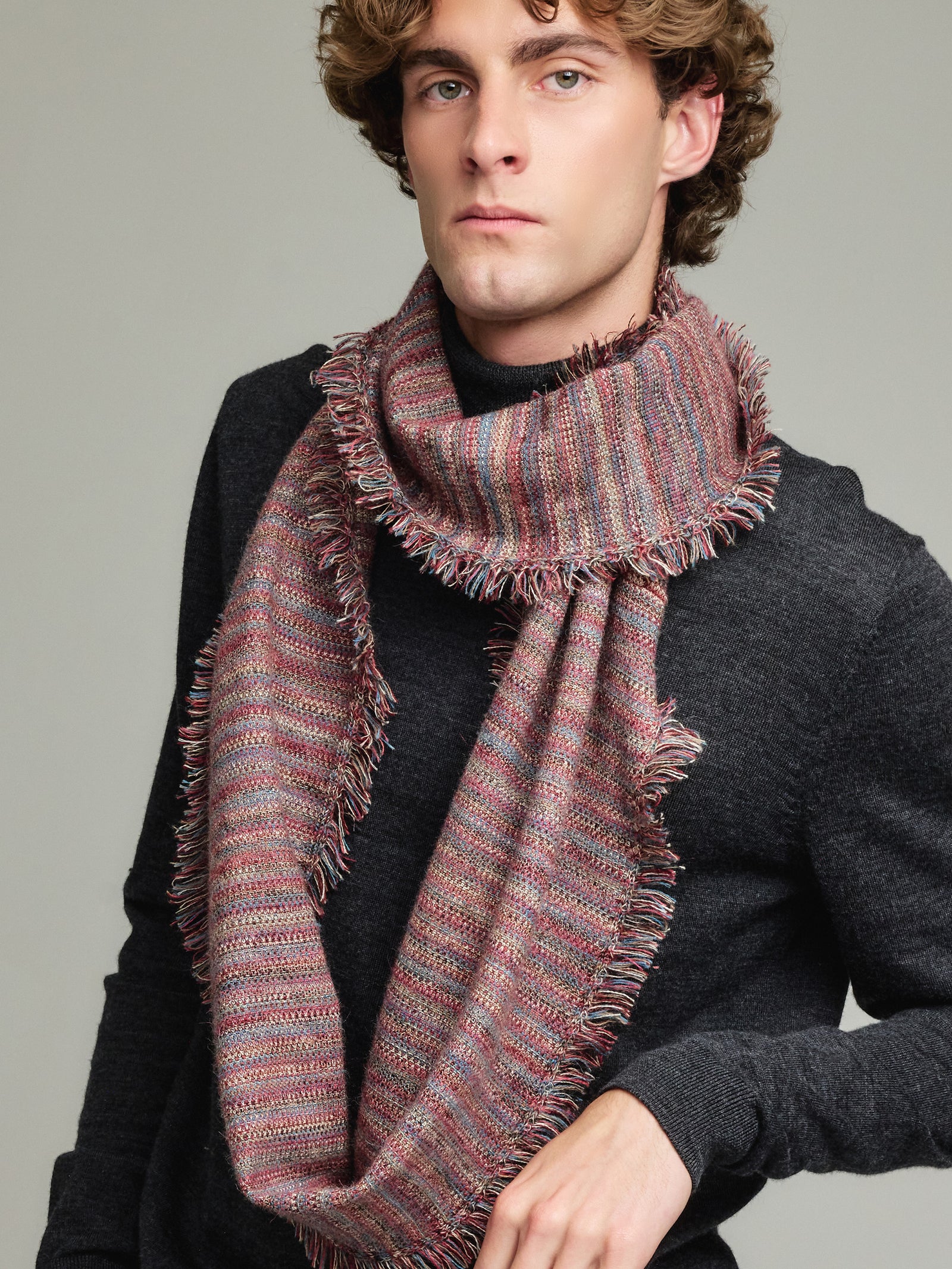 Yudith Scarf Baby Alpaca Color Red
