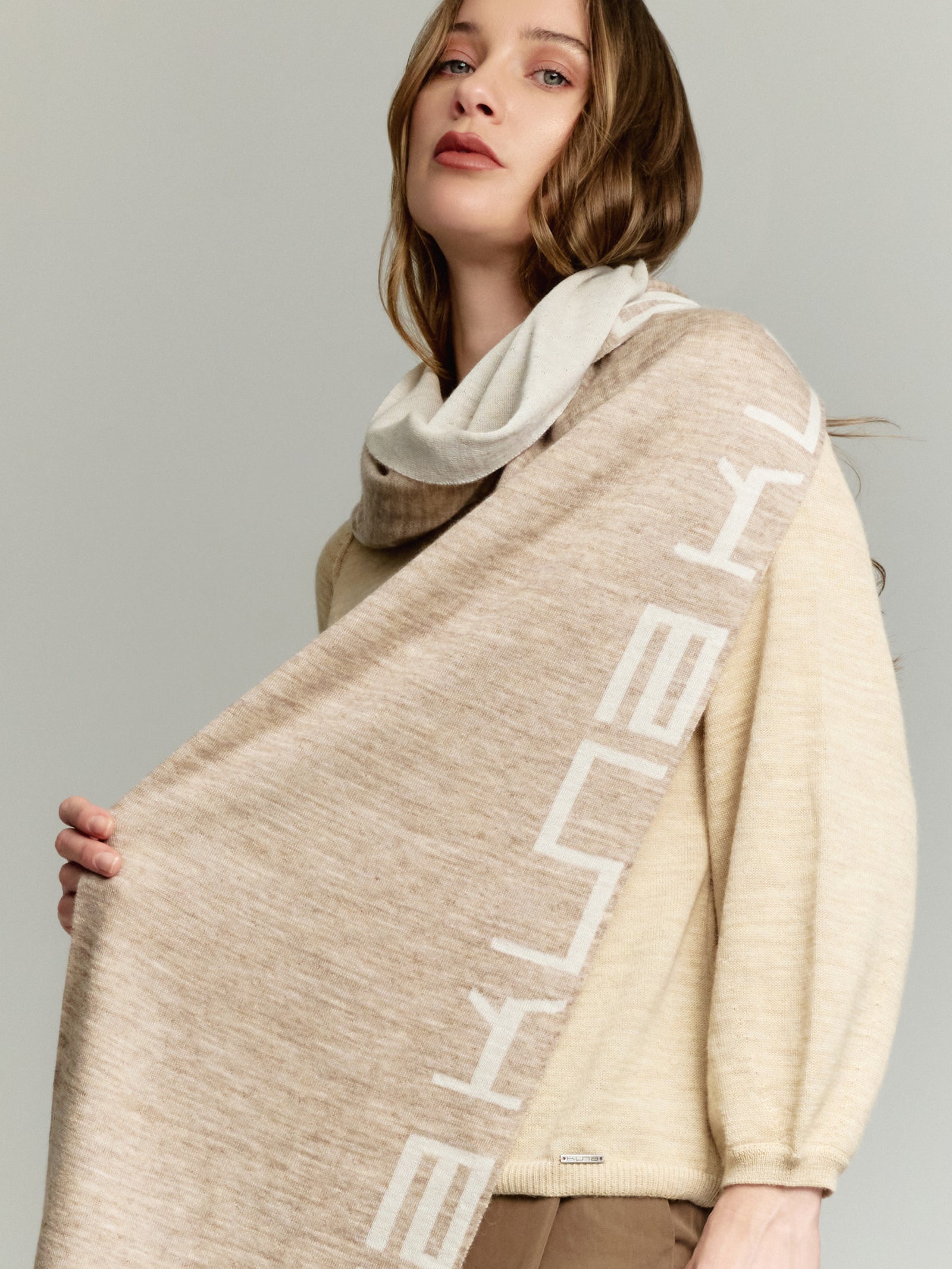 Yunga Scarf Baby Alpaca Color Beige