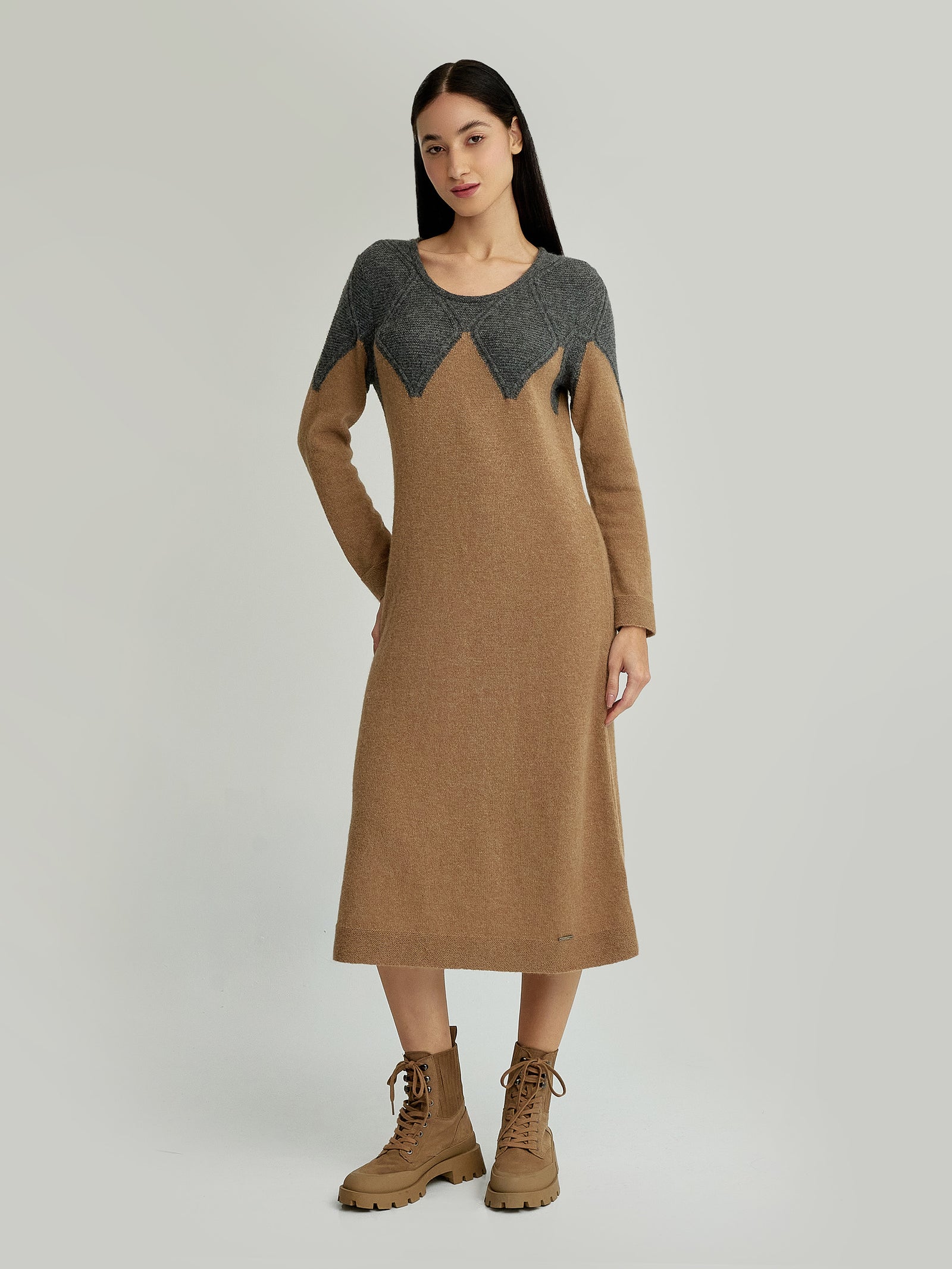 Yelissa Dress Baby Alpaca Color Camel