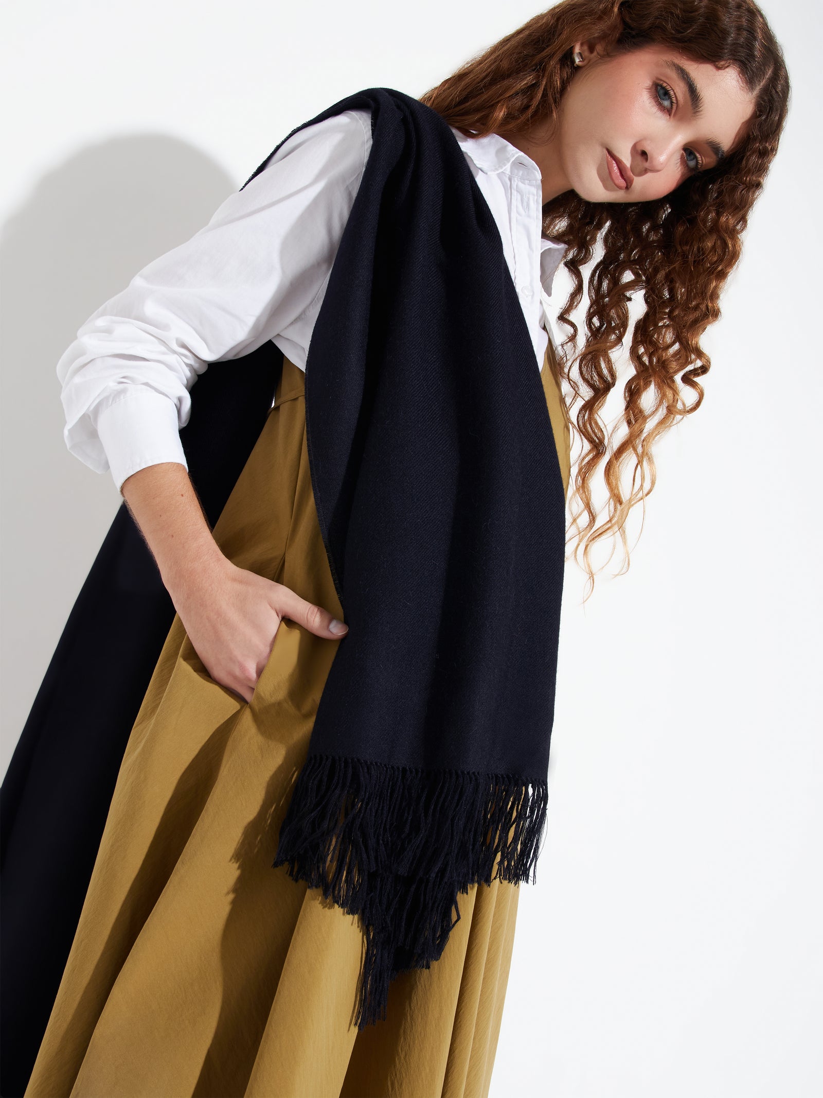 Jee Shawl Royal Alpaca Color Black