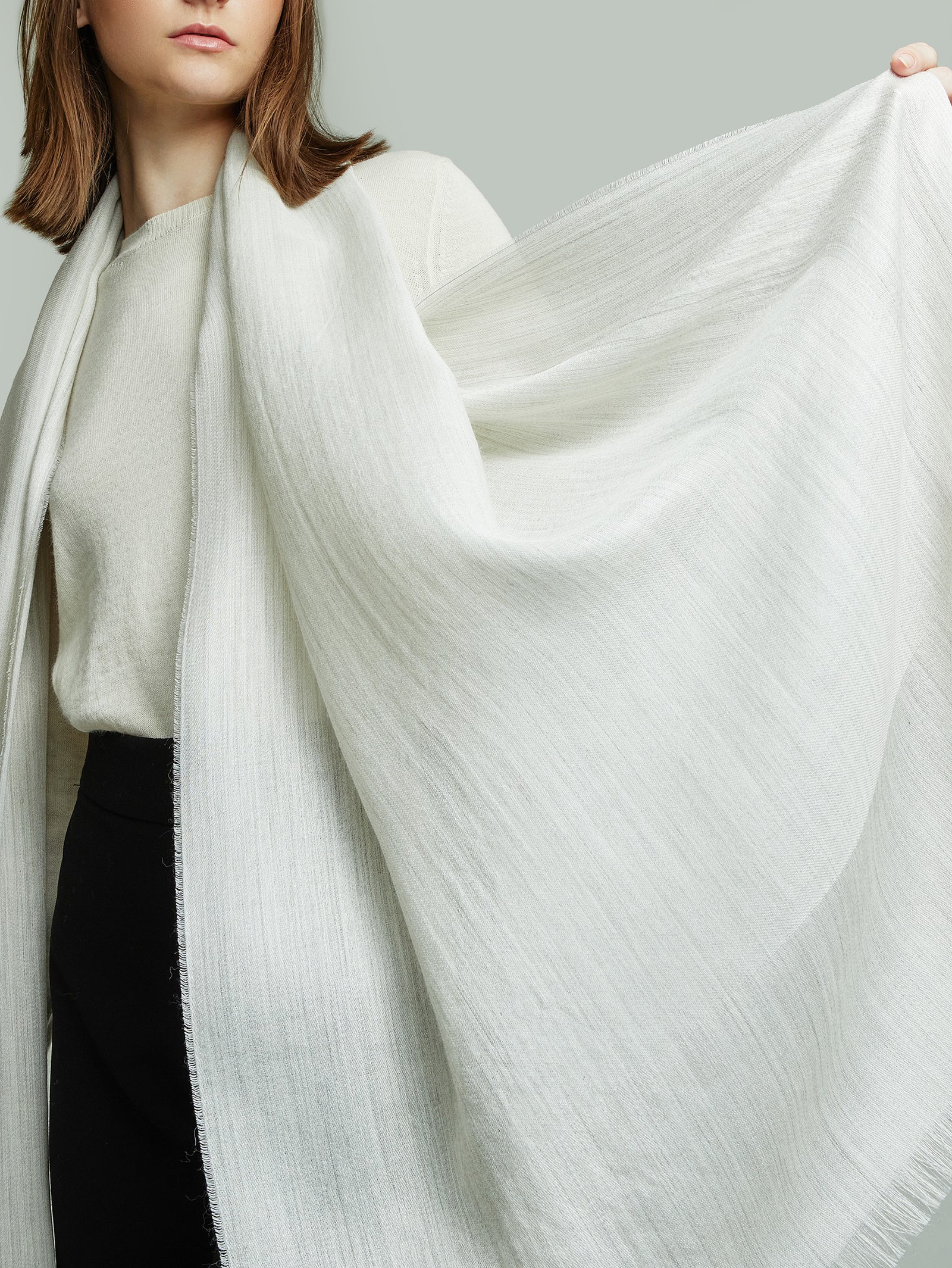 Vaes Shawl Baby Alpaca Color Grey