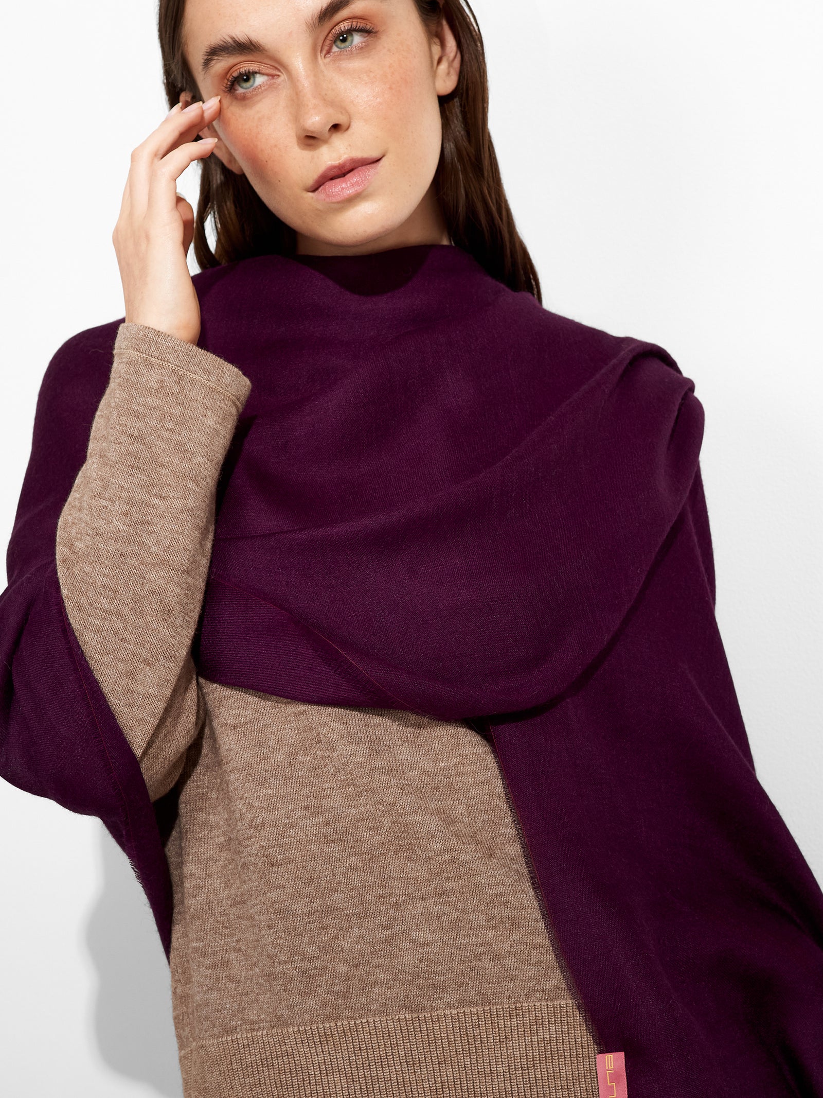 Teaberry Shawl Baby Alpaca Color Purple