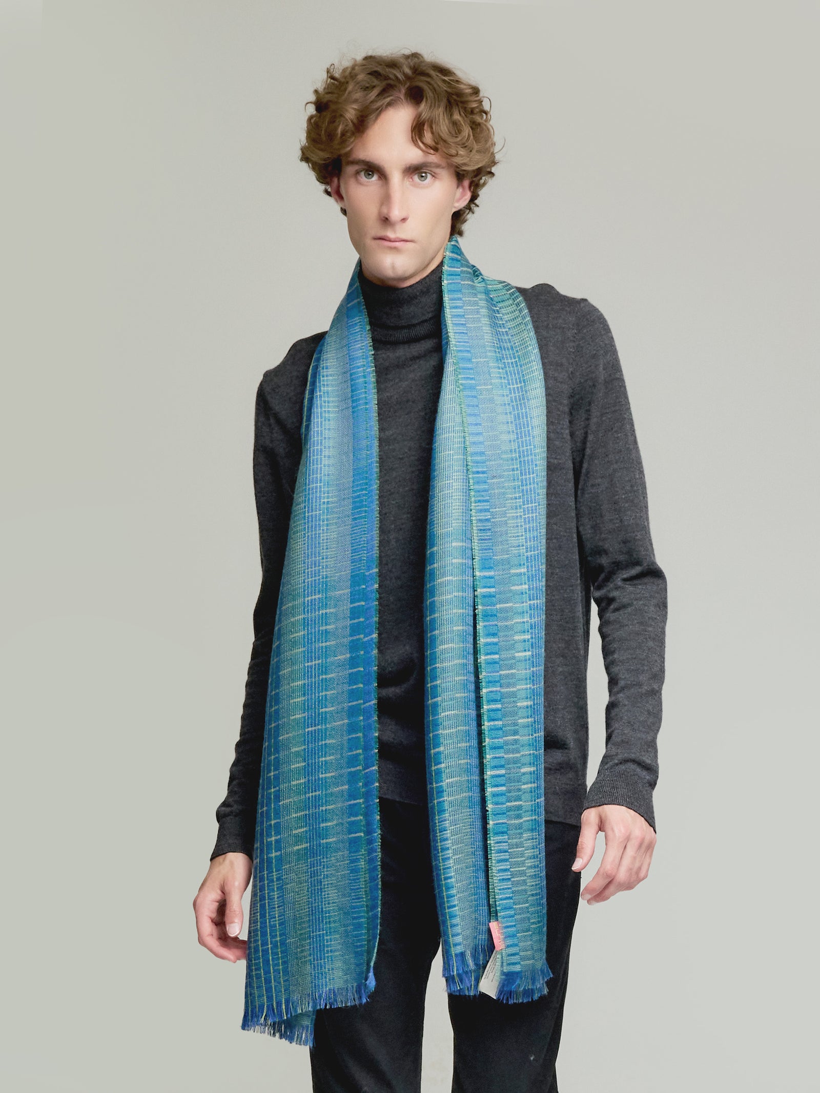 Vermondi Shawl Baby Alpaca Color Blue