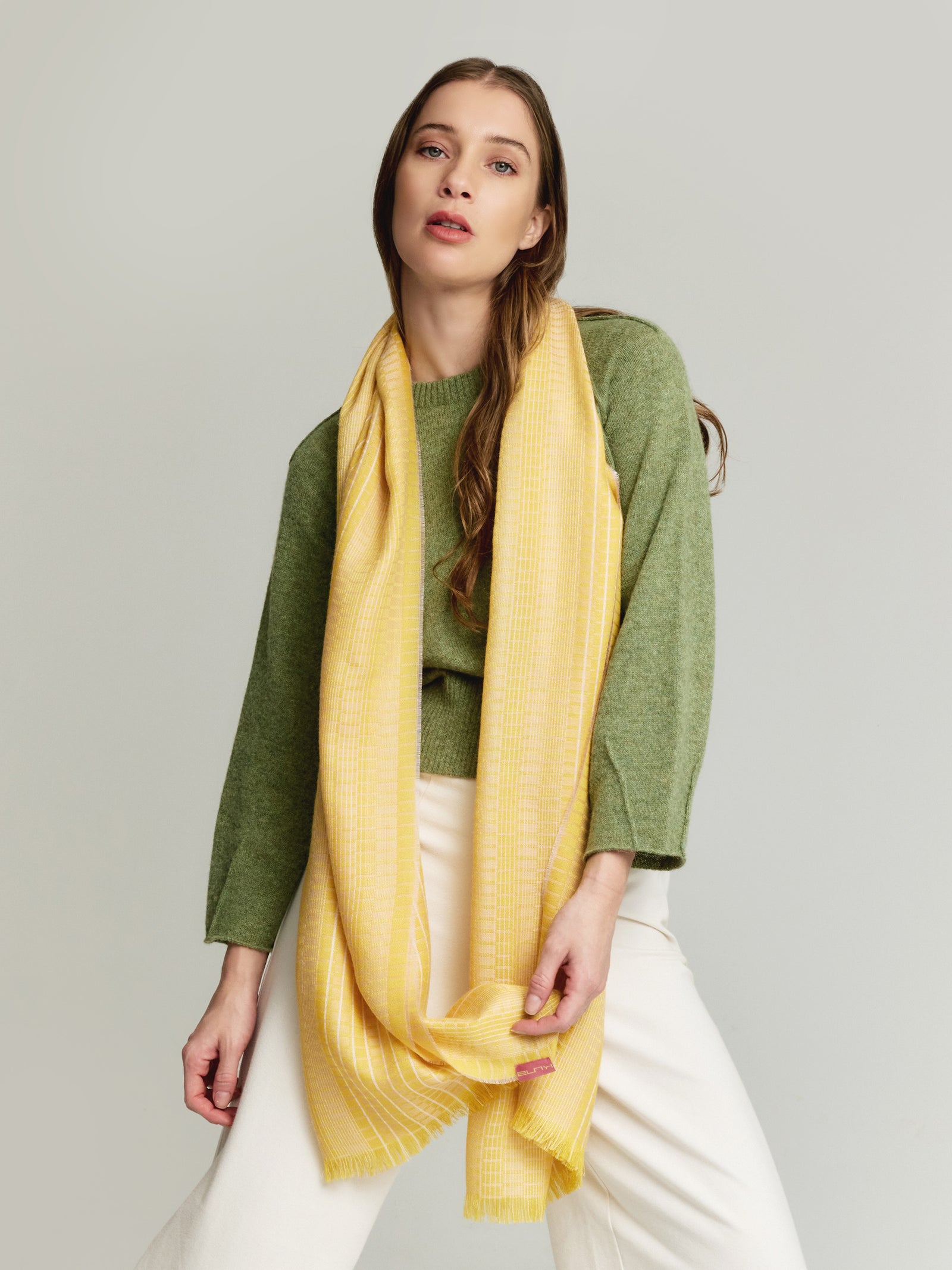 Vermondi Shawl Baby Alpaca Color Beige