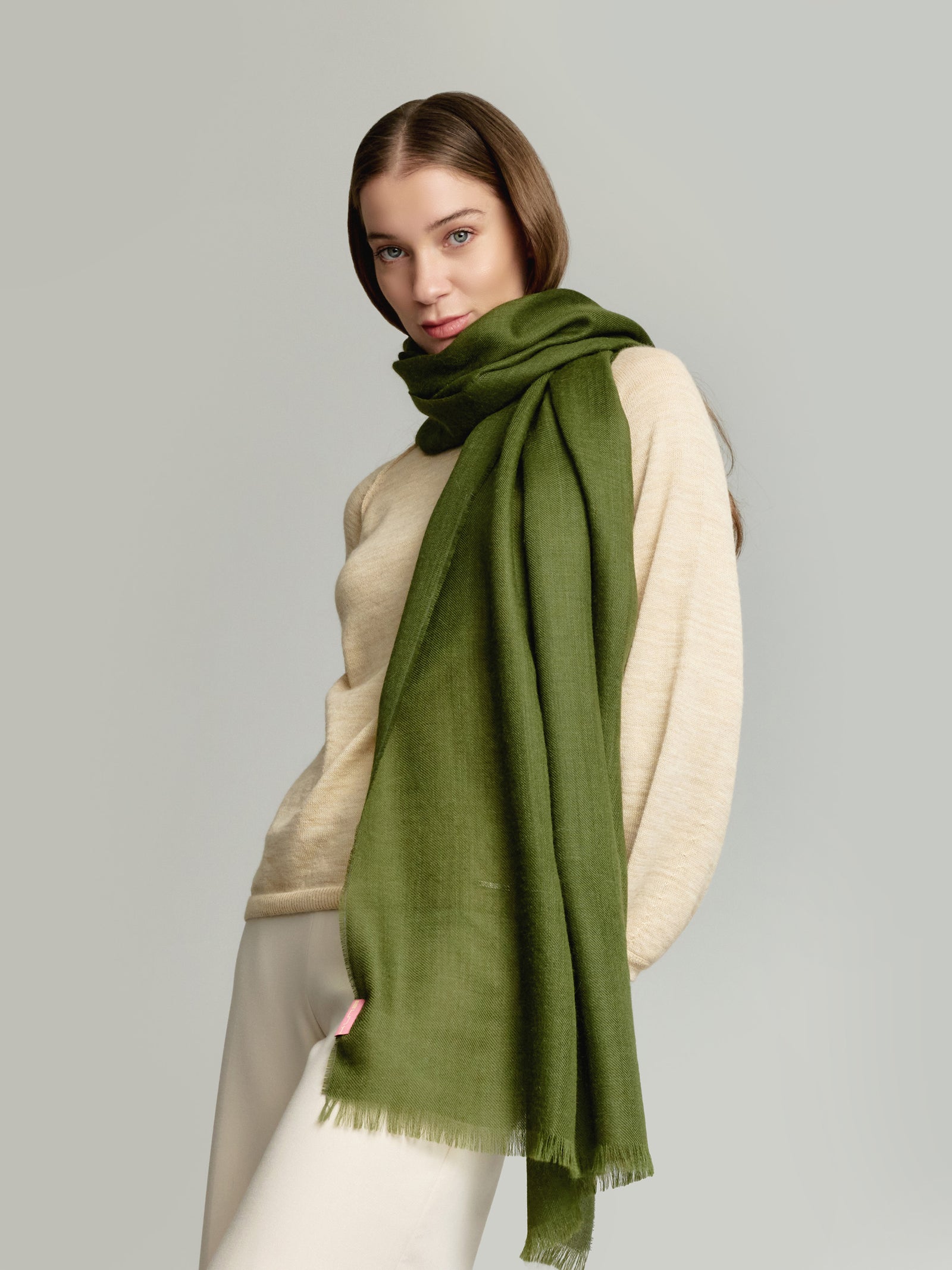 Amareto Shawl Baby Alpaca Color Green