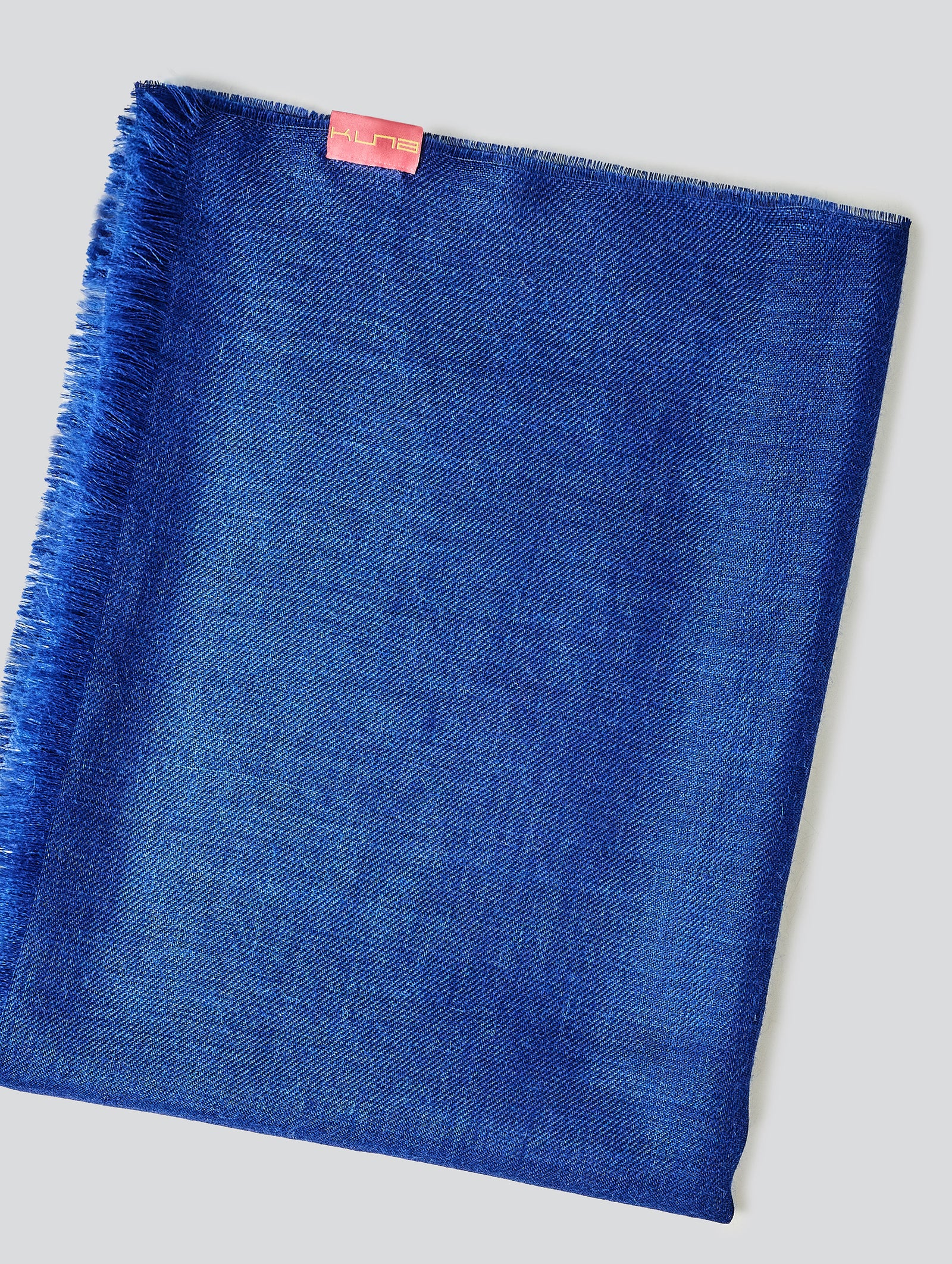 Amareto Mantón Baby Alpaca Color Azul