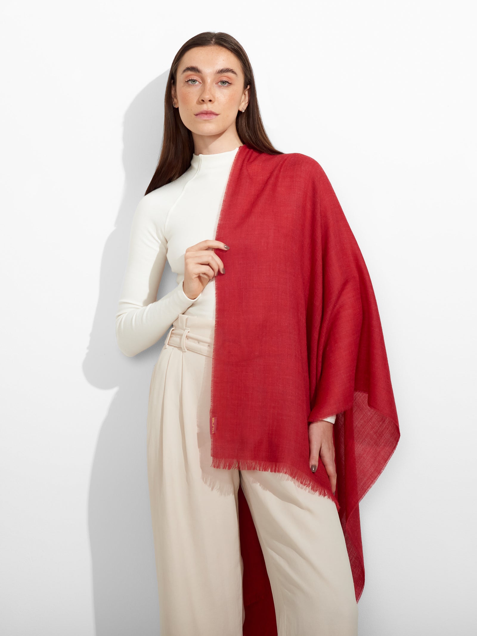 Amareto Shawl Baby Alpaca Color Red