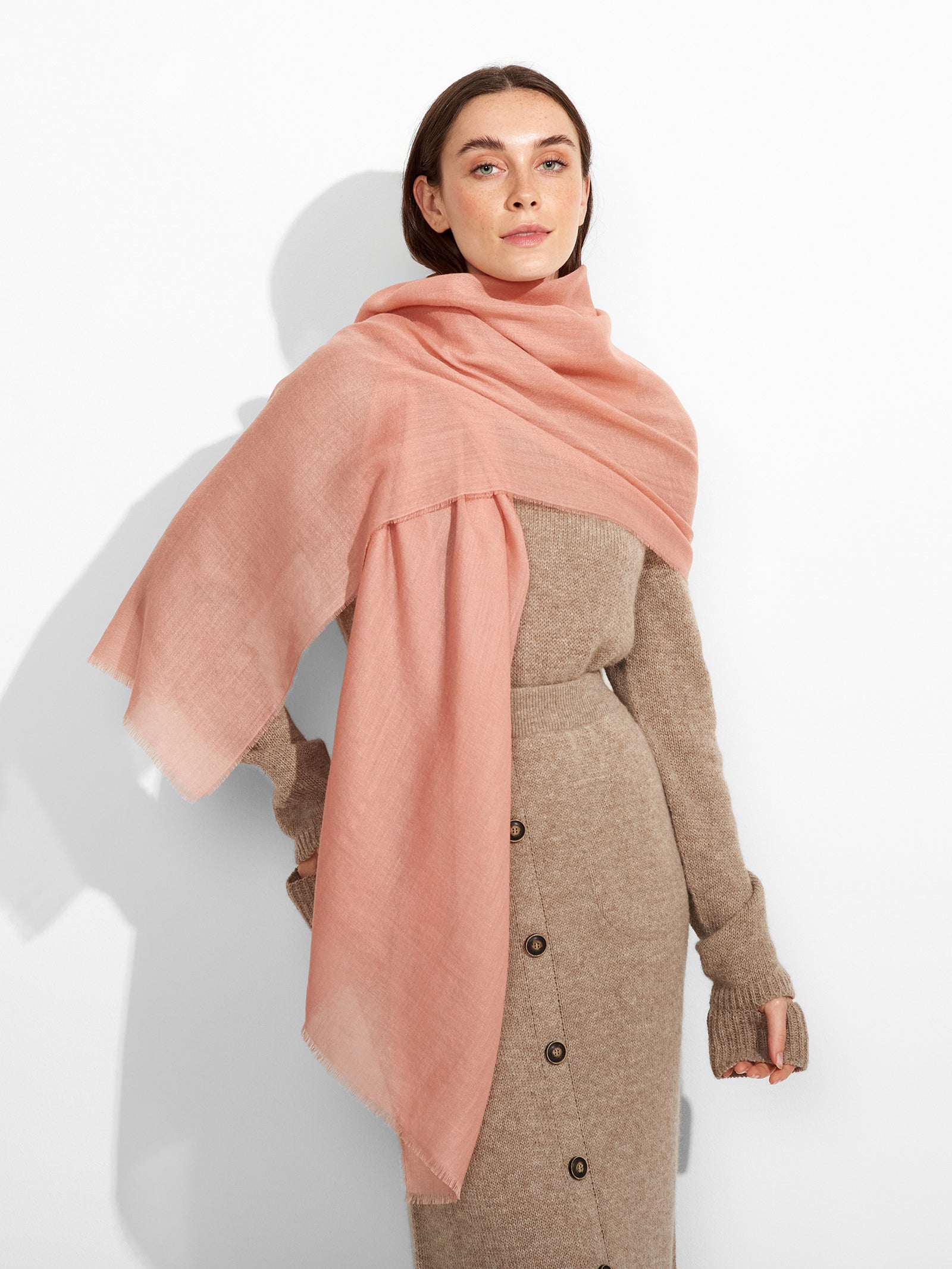 Alondra Shawl Baby Alpaca Color Pink