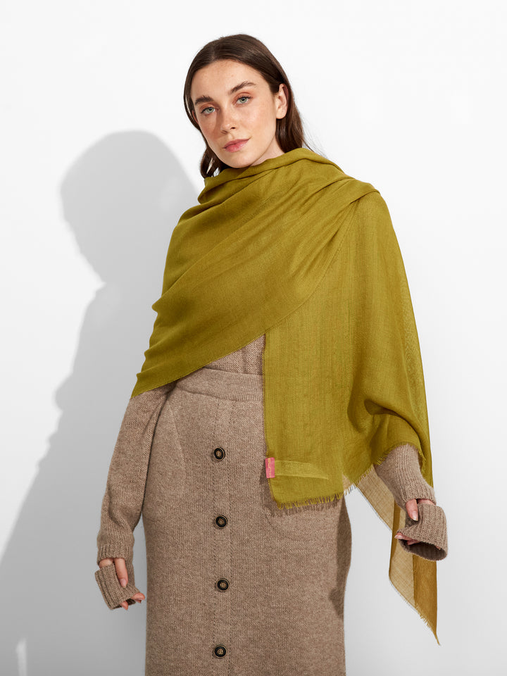 Alondra Shawl Baby Alpaca Color Green