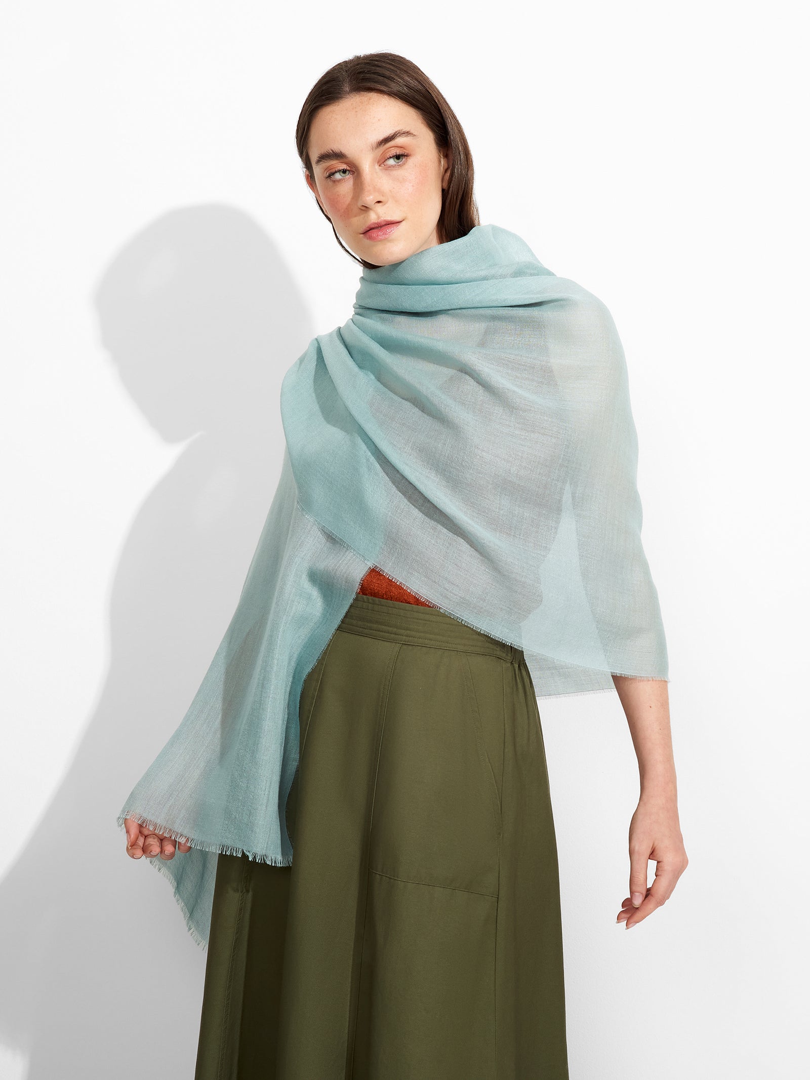 Alondra Shawl Baby Alpaca Color Blue