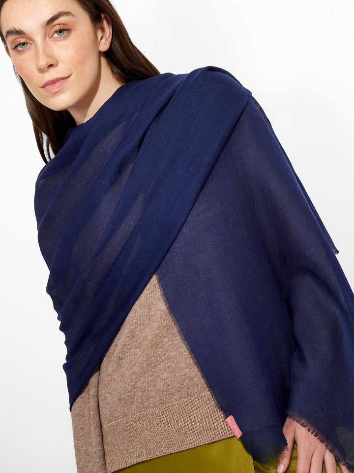 Alondra Shawl Baby Alpaca Color Blue