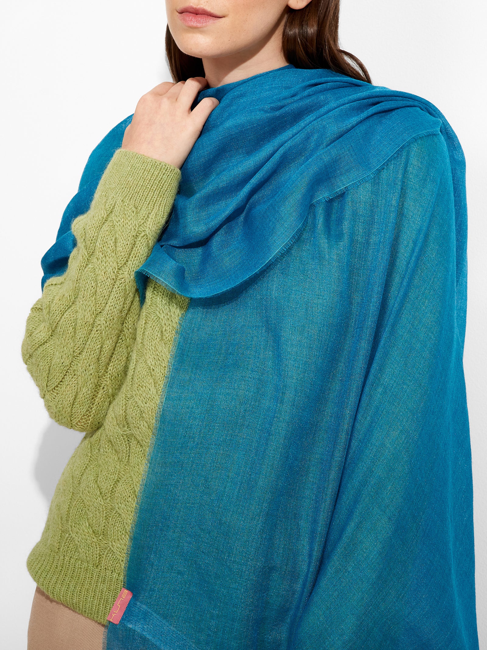 Manta Alondra Baby Alpaca Color Turquesa