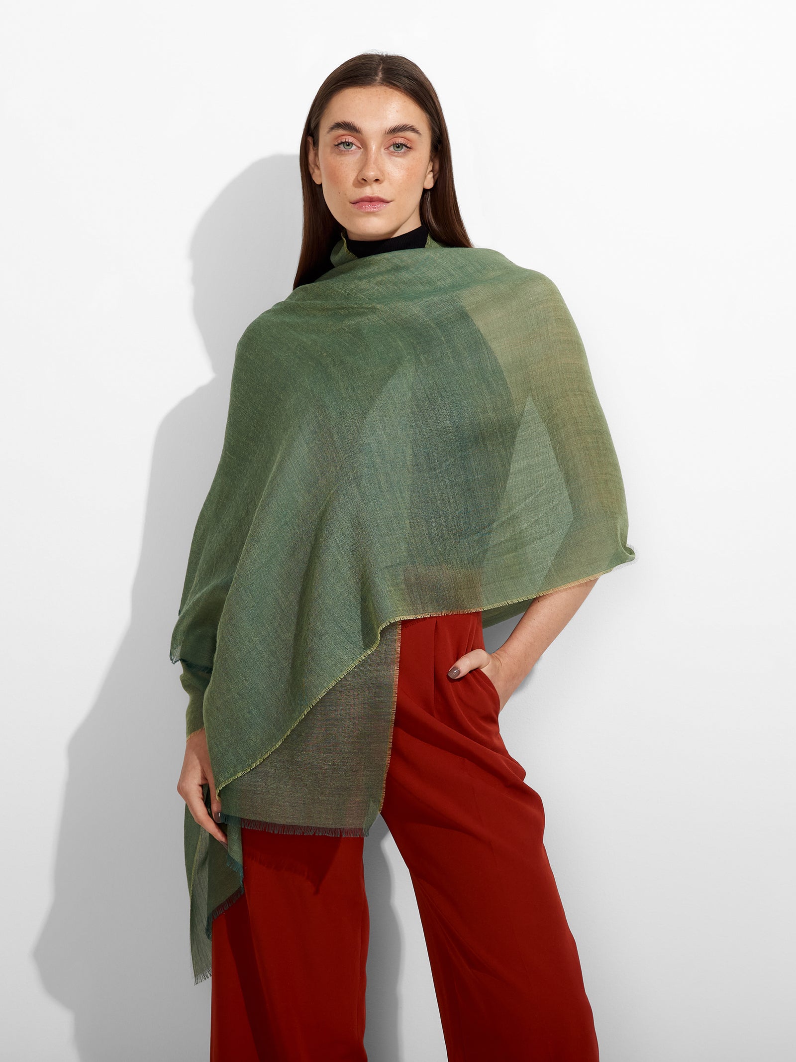 Manta Zaina Baby Alpaca Color Verde