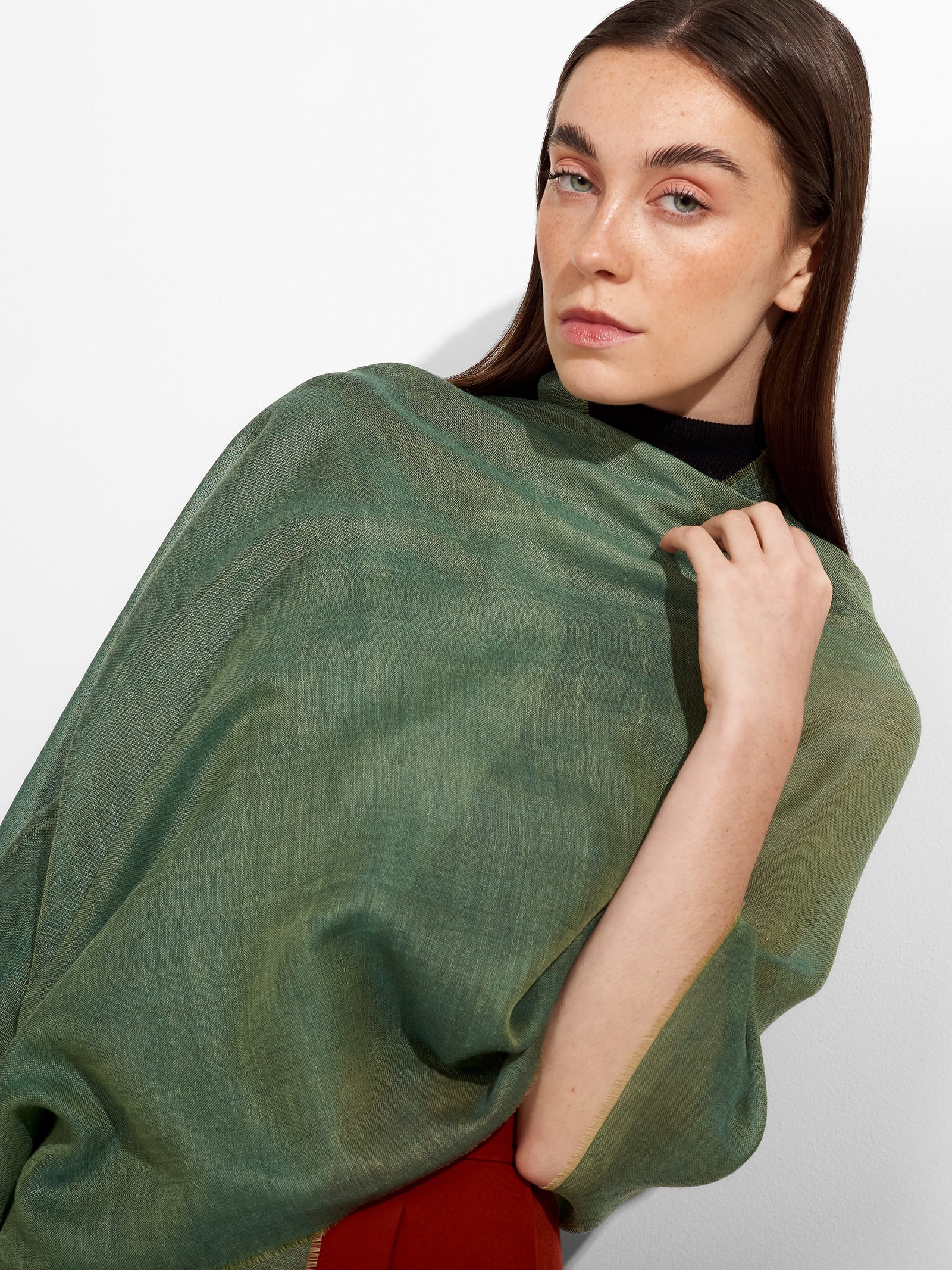 Manta Zaina Baby Alpaca Color Verde