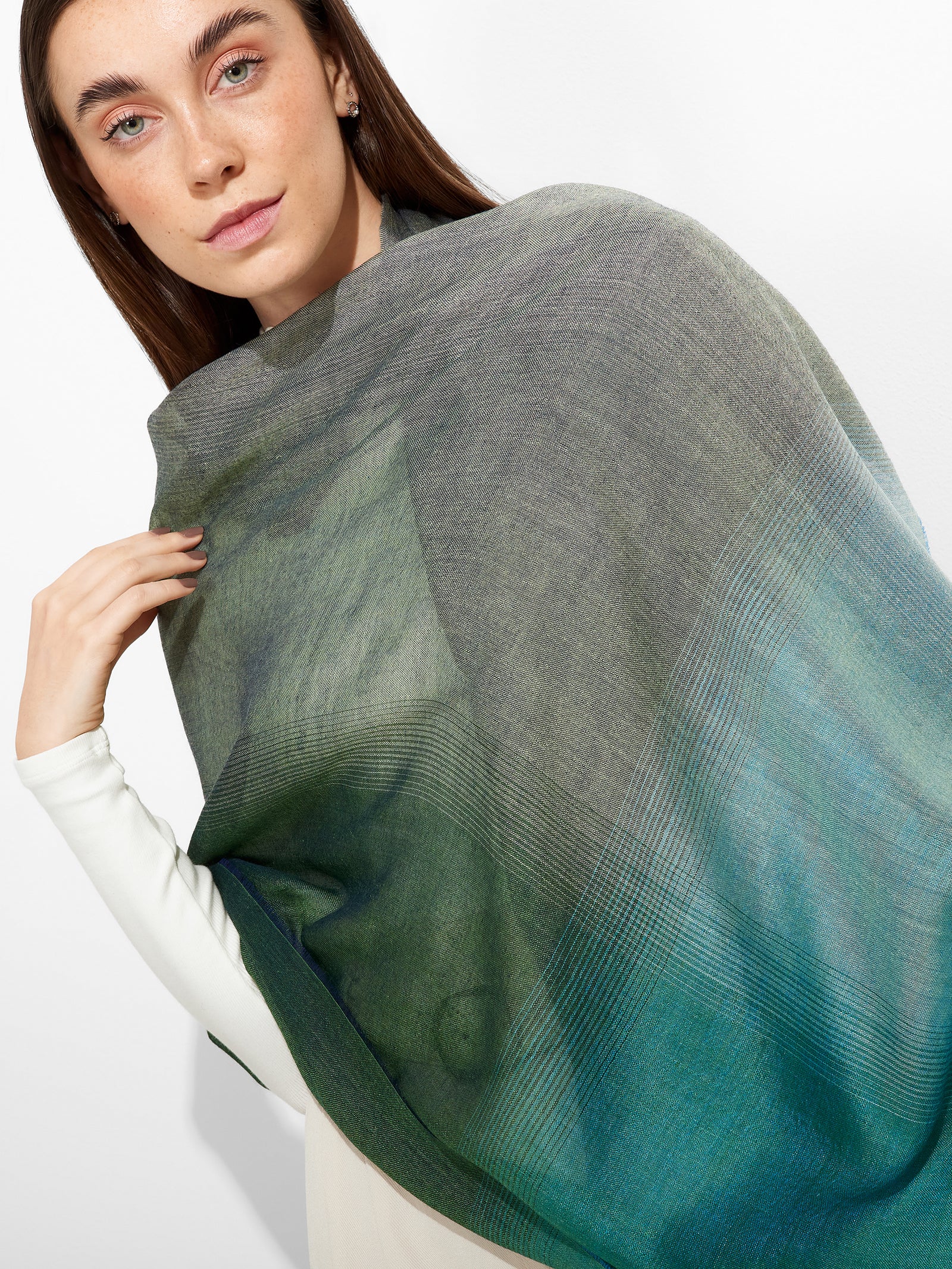 Zulma Chal de Alpaca Bebé Color Gris